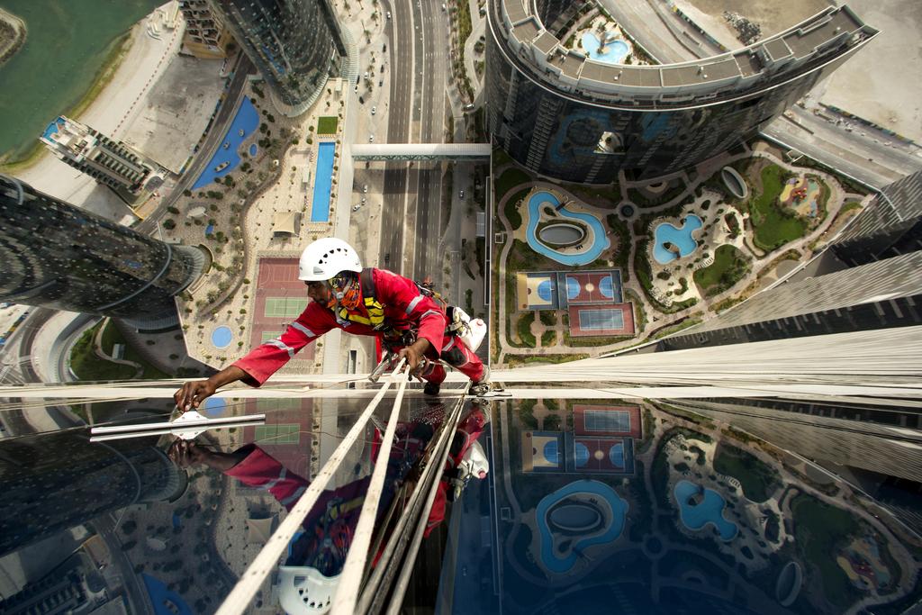 Life on a wire for UAE skyscraper window washers | The National