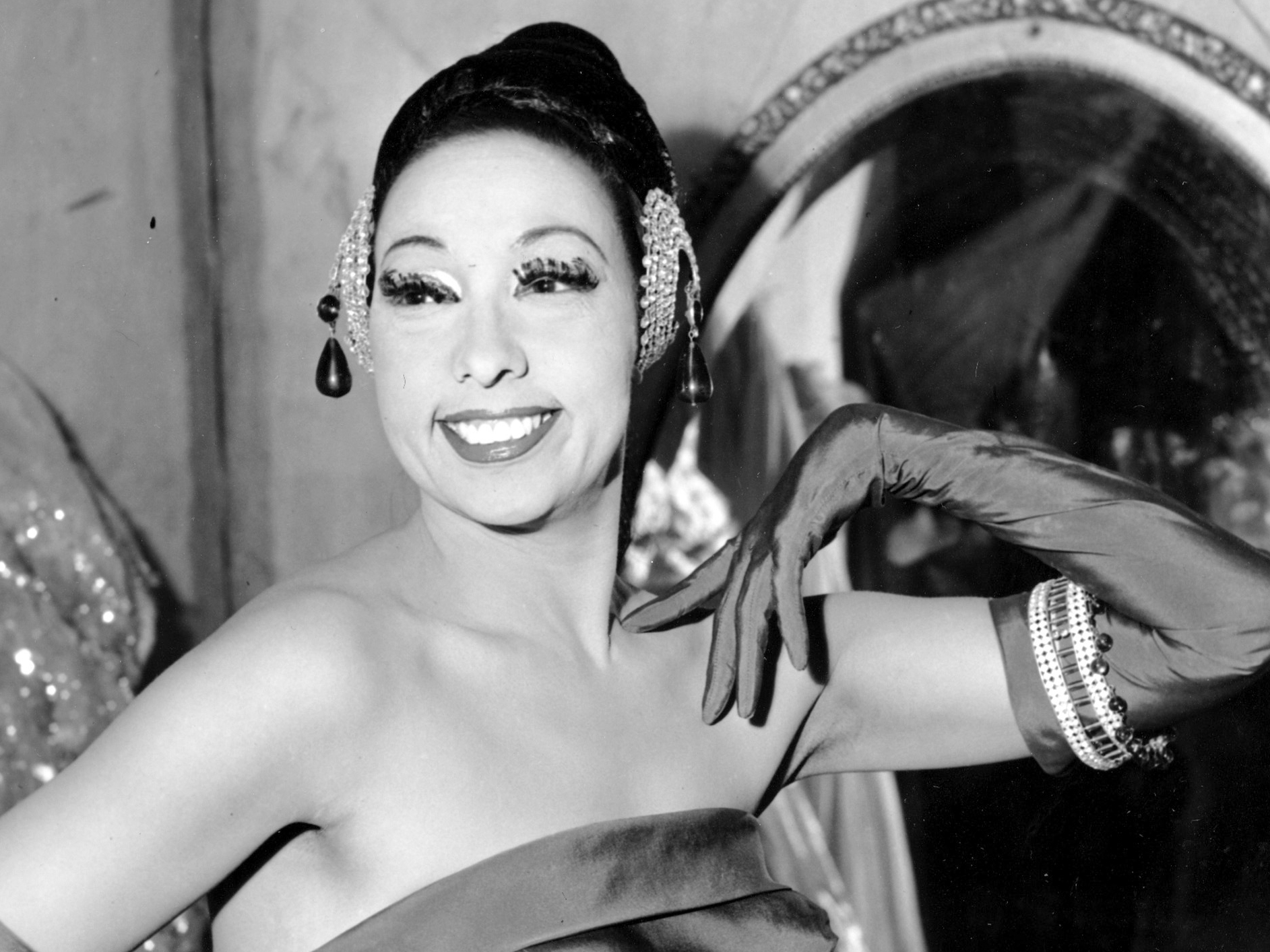 Who is Josephine Baker, the first black woman to enter France's Pantheon?