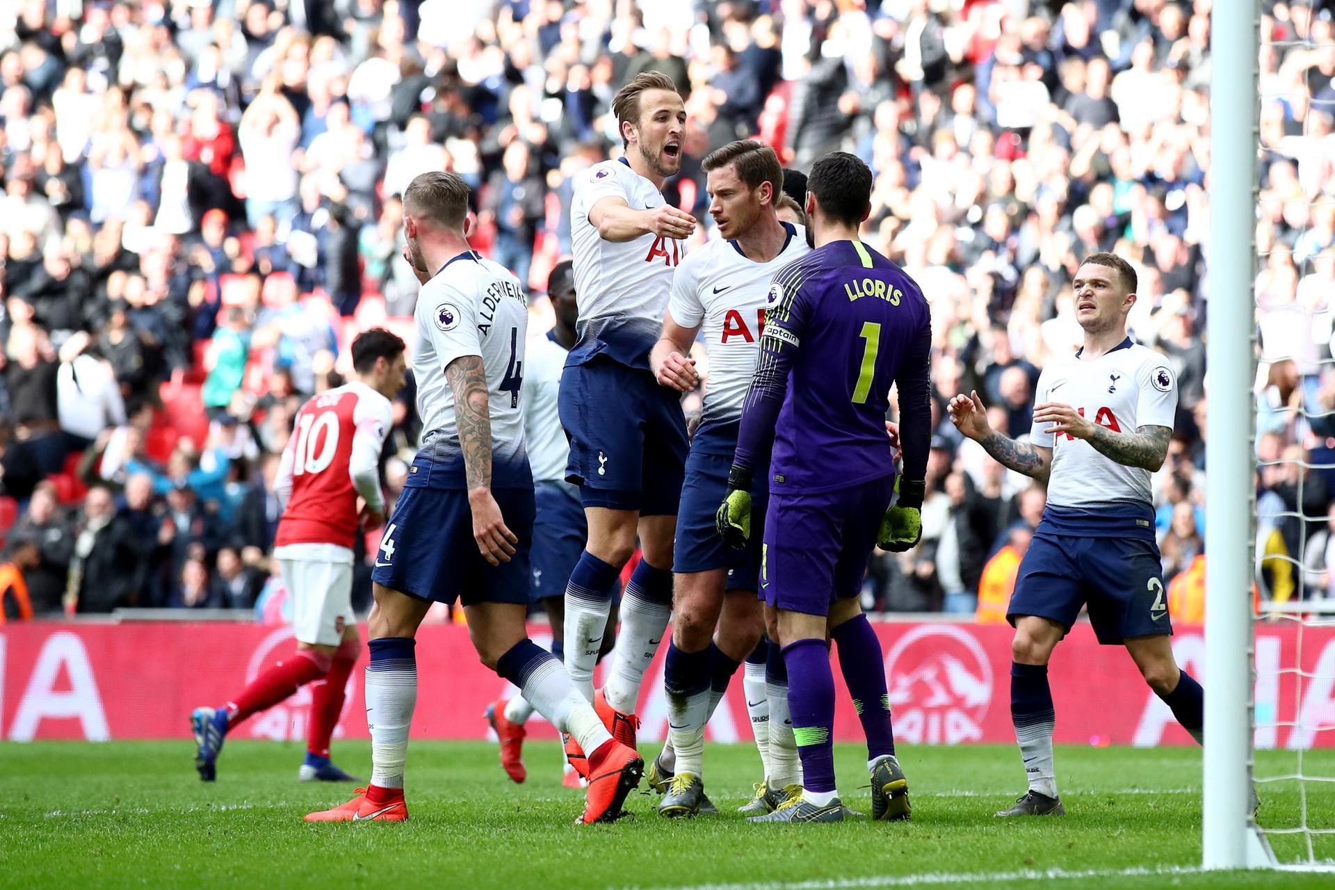 Tottenham vs Arsenal result, highlights and analysis as Lloris howler helps  Gunners to crucial derby victory