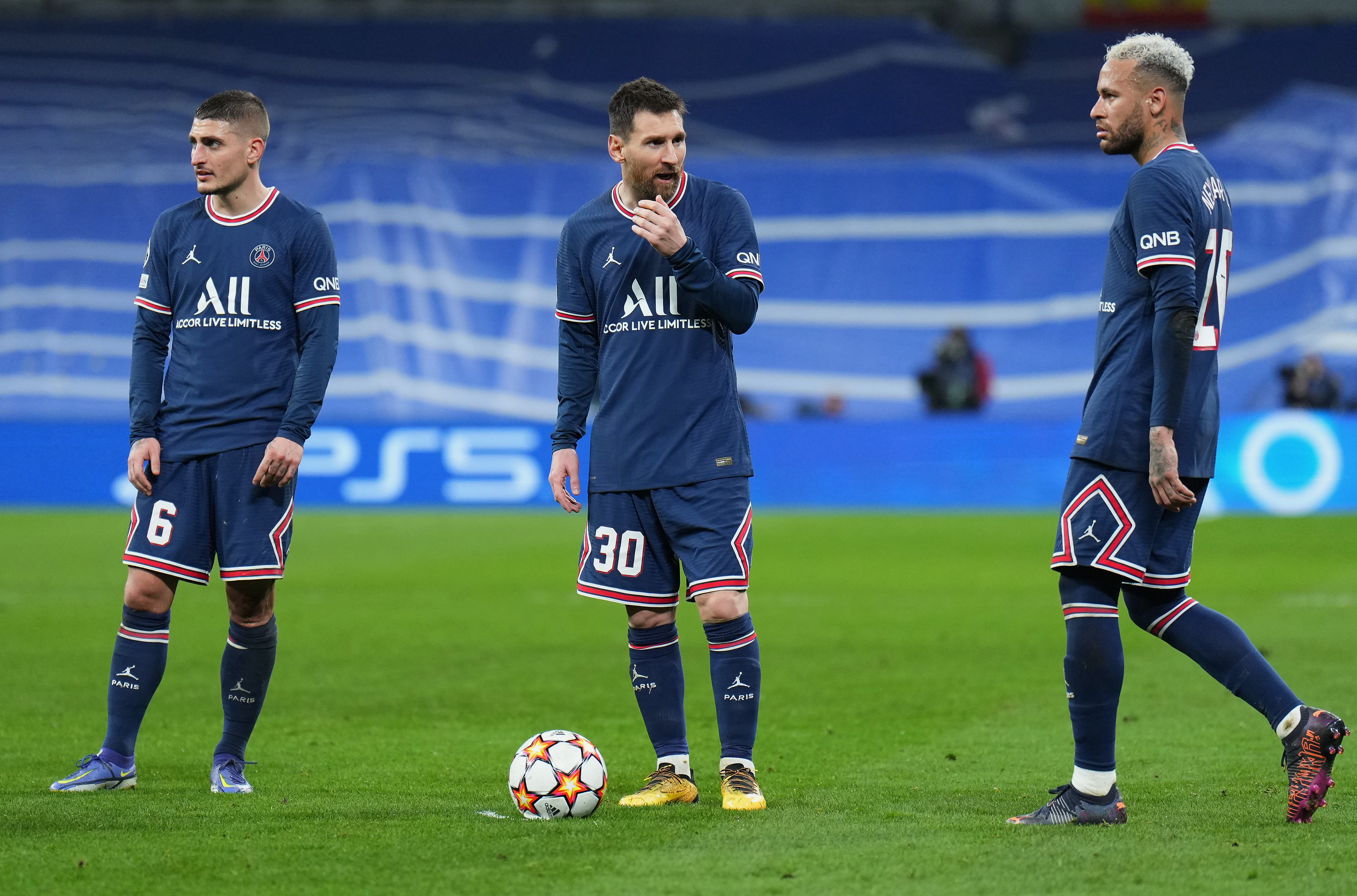 Benzema does the trick as Real Madrid dispatch hapless PSG from Champions  League