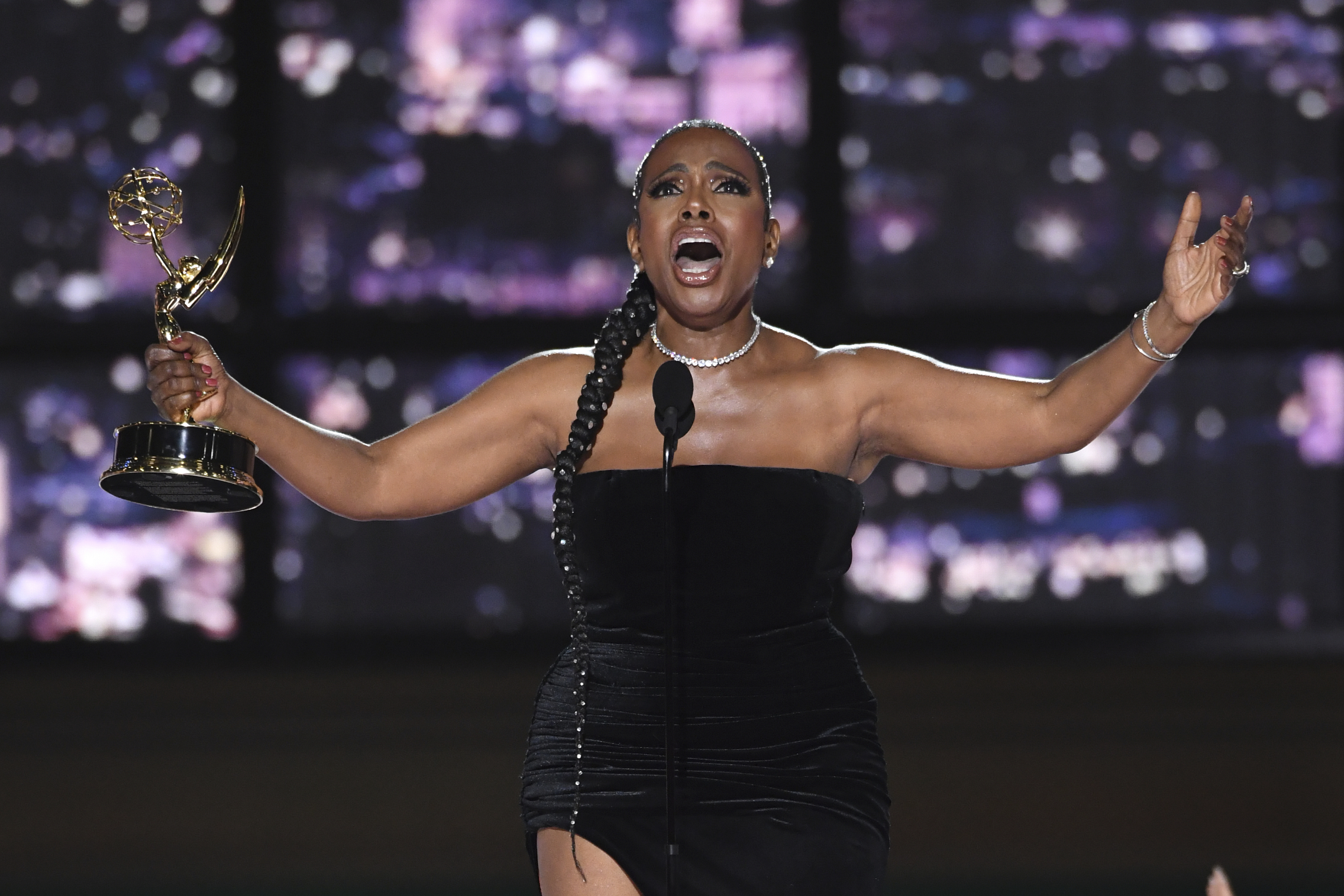 Emmys: How Sheryl Lee Ralph pulled off Oprah-approved song - Los