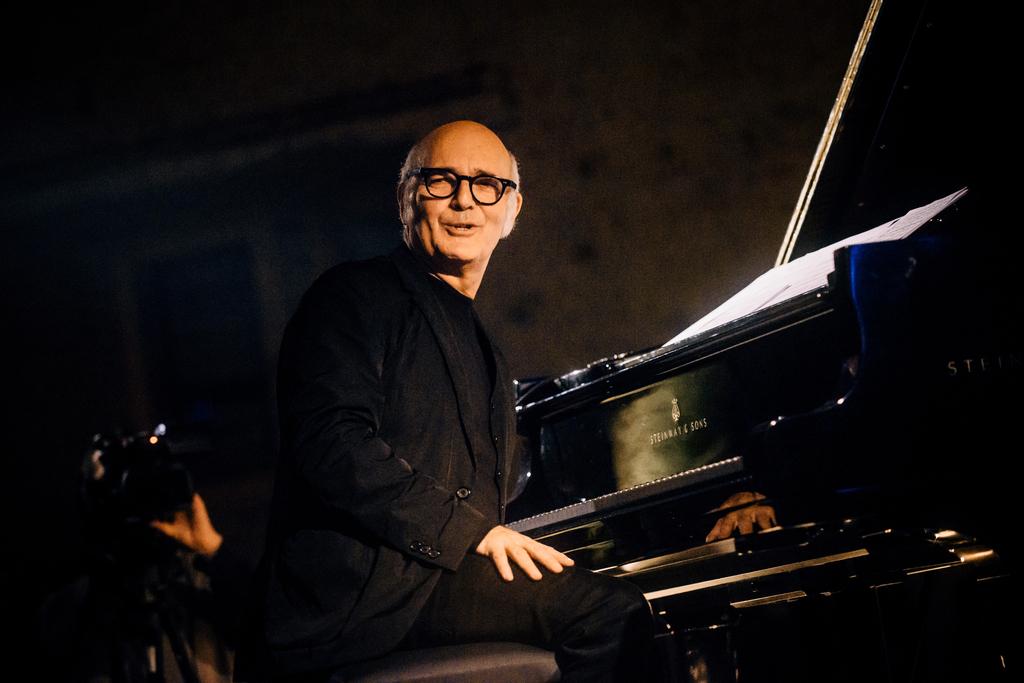 The Appeal of Einaudi's Music – Pianodao