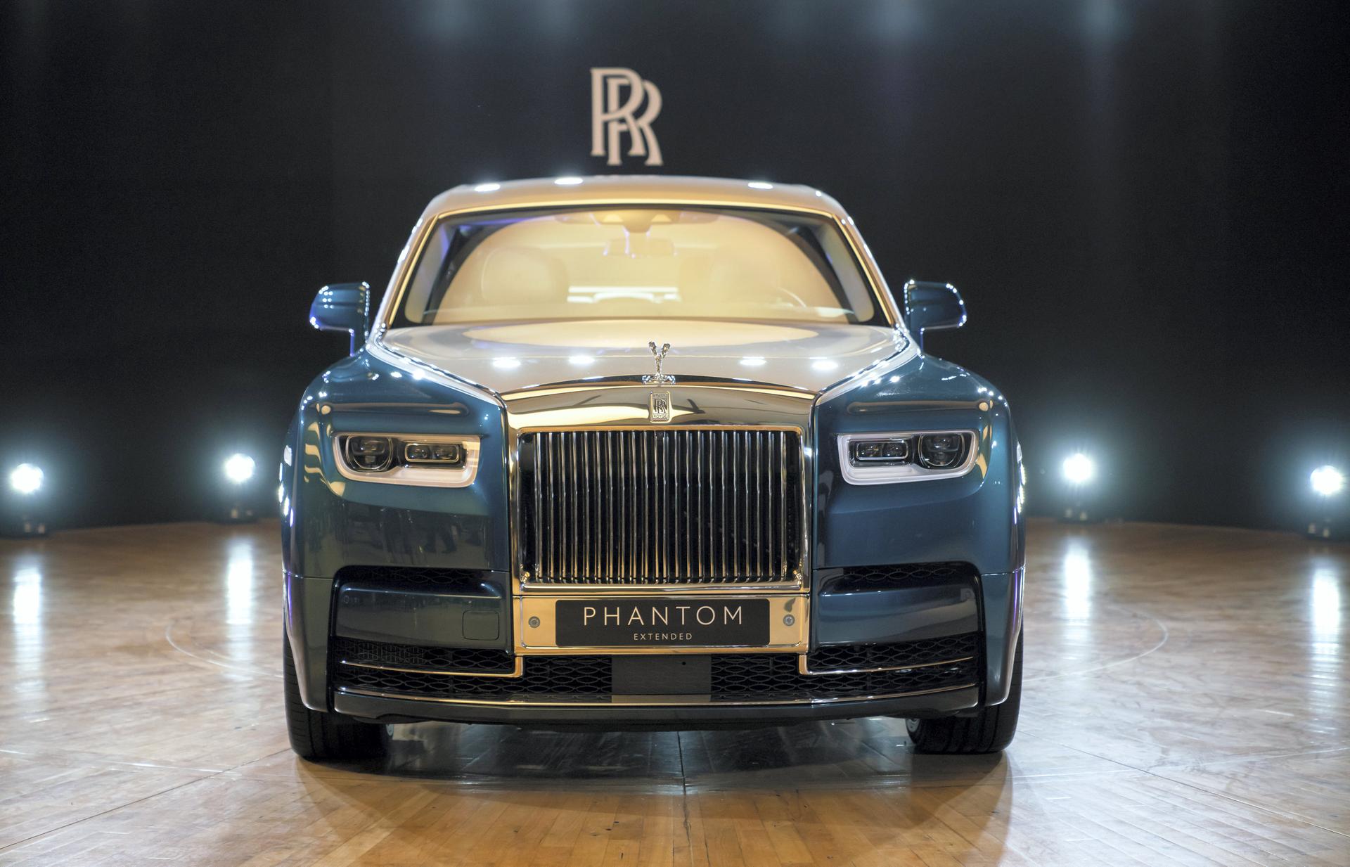 Rolls-Royce Phantom Review: The End of the Era of Opulence - Bloomberg