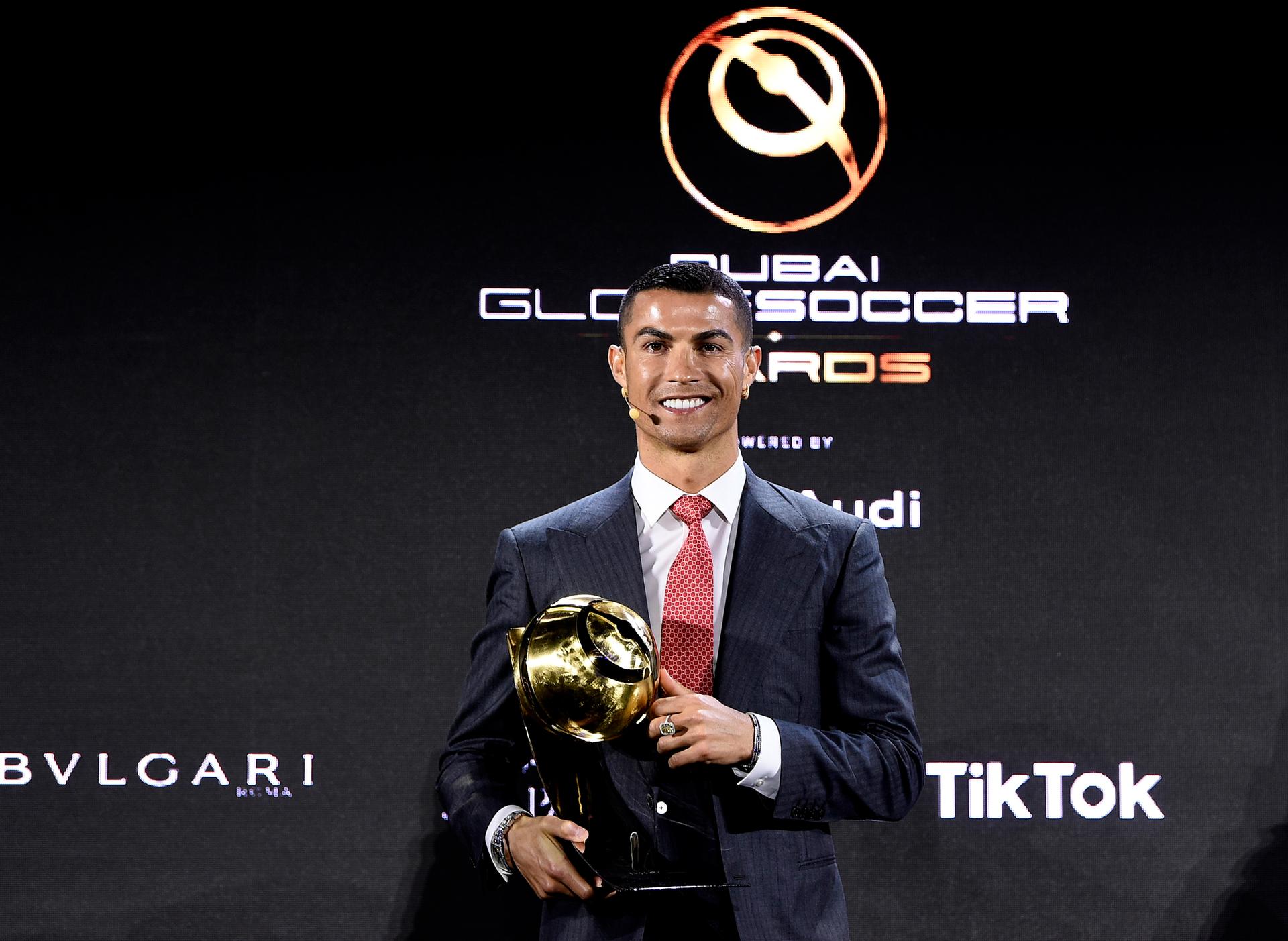 Cristiano Ronaldo Drips In Diamonds Worth £630k (N256m) At Dubai Soccer  Awards - Sports - Nigeria