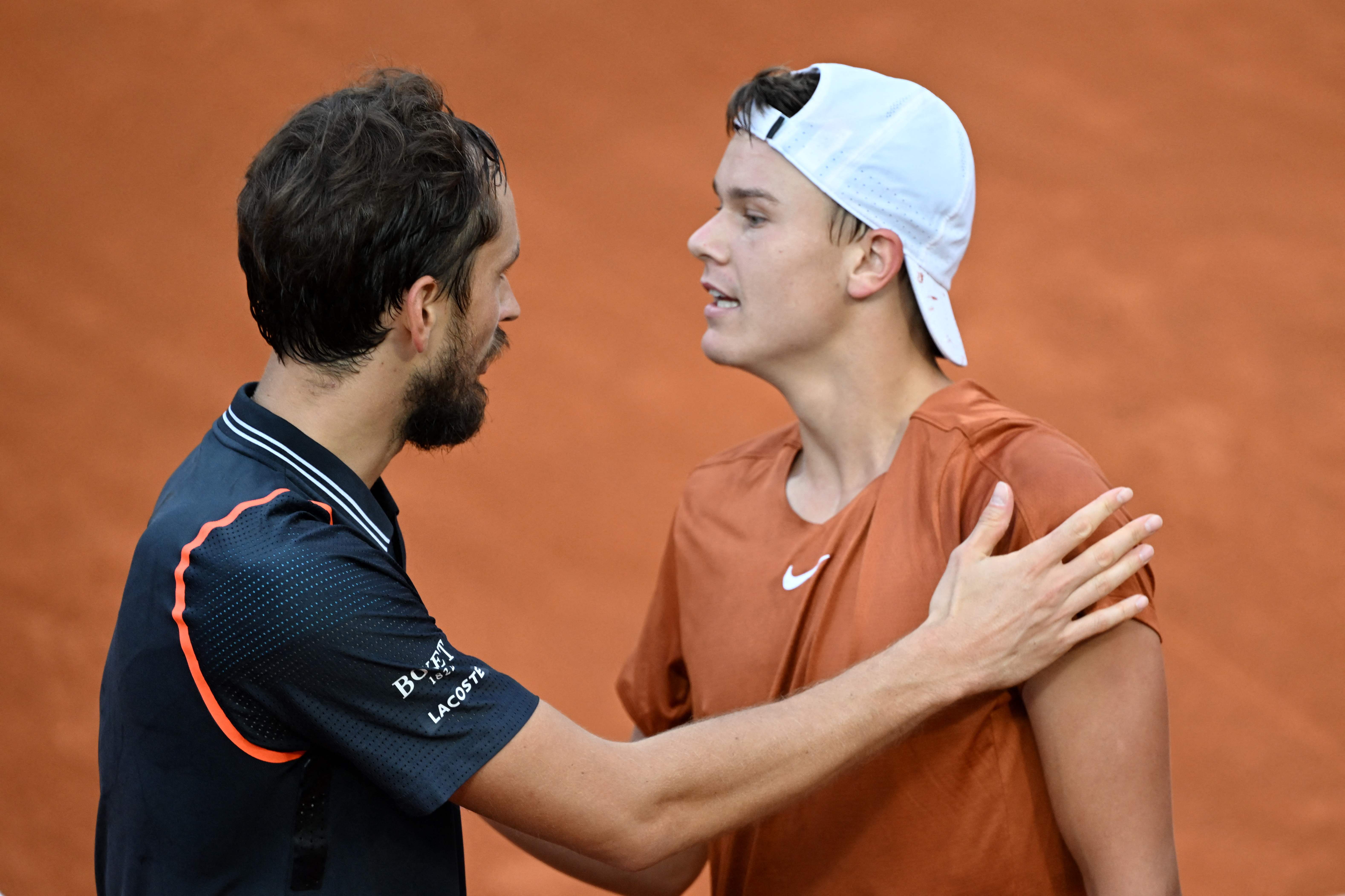 Medvedev outclasses Rune in Rome to capture first title on clay