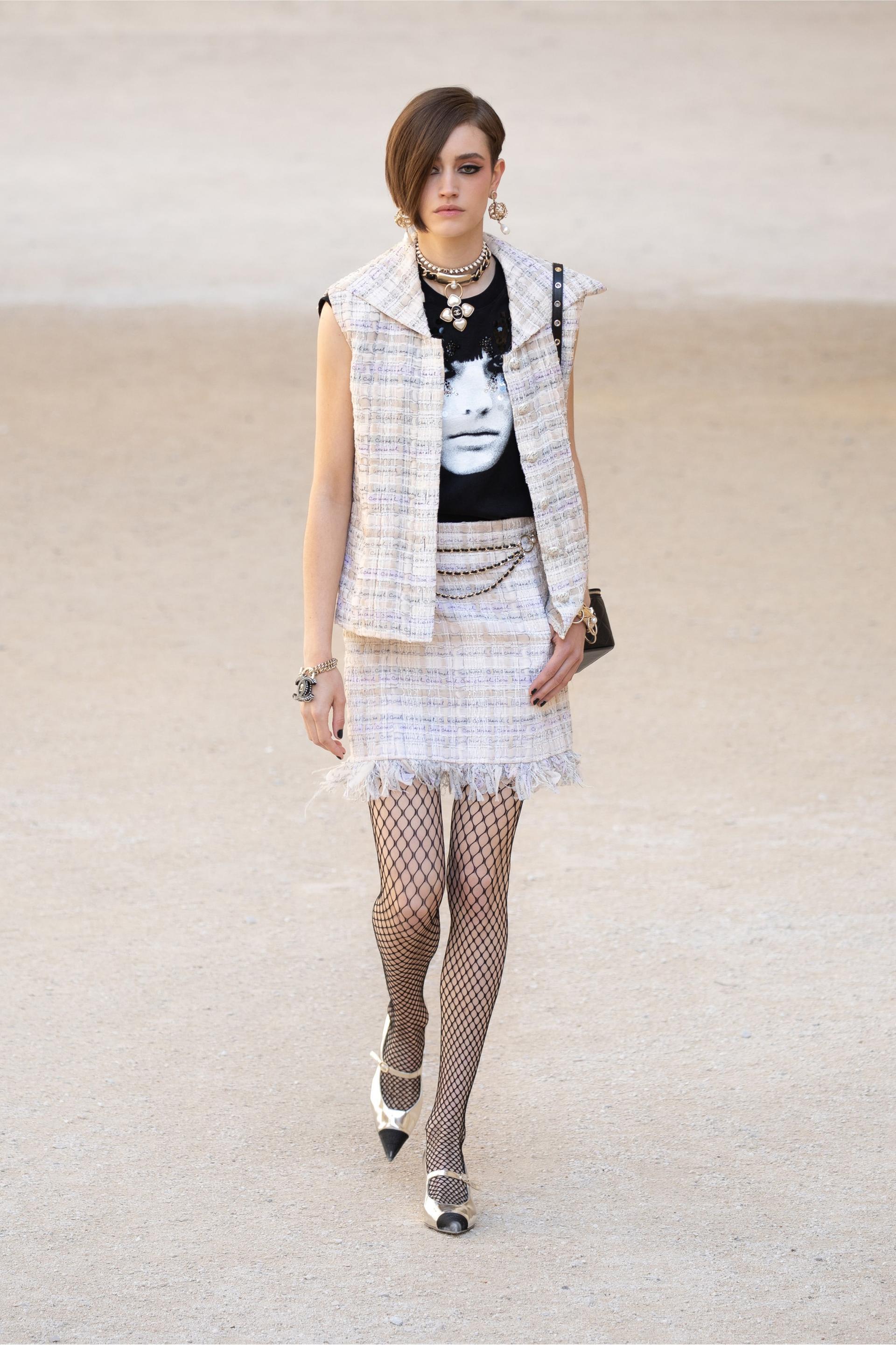 Catwalk Imagery: Chanel Crusie 2021