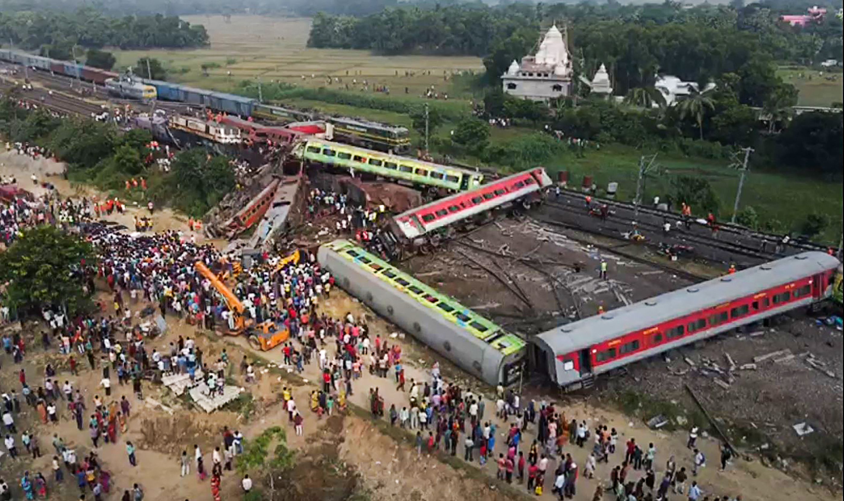 Odisha derailment: Nearly 300 dead and 900 injured in three-train crash in  India