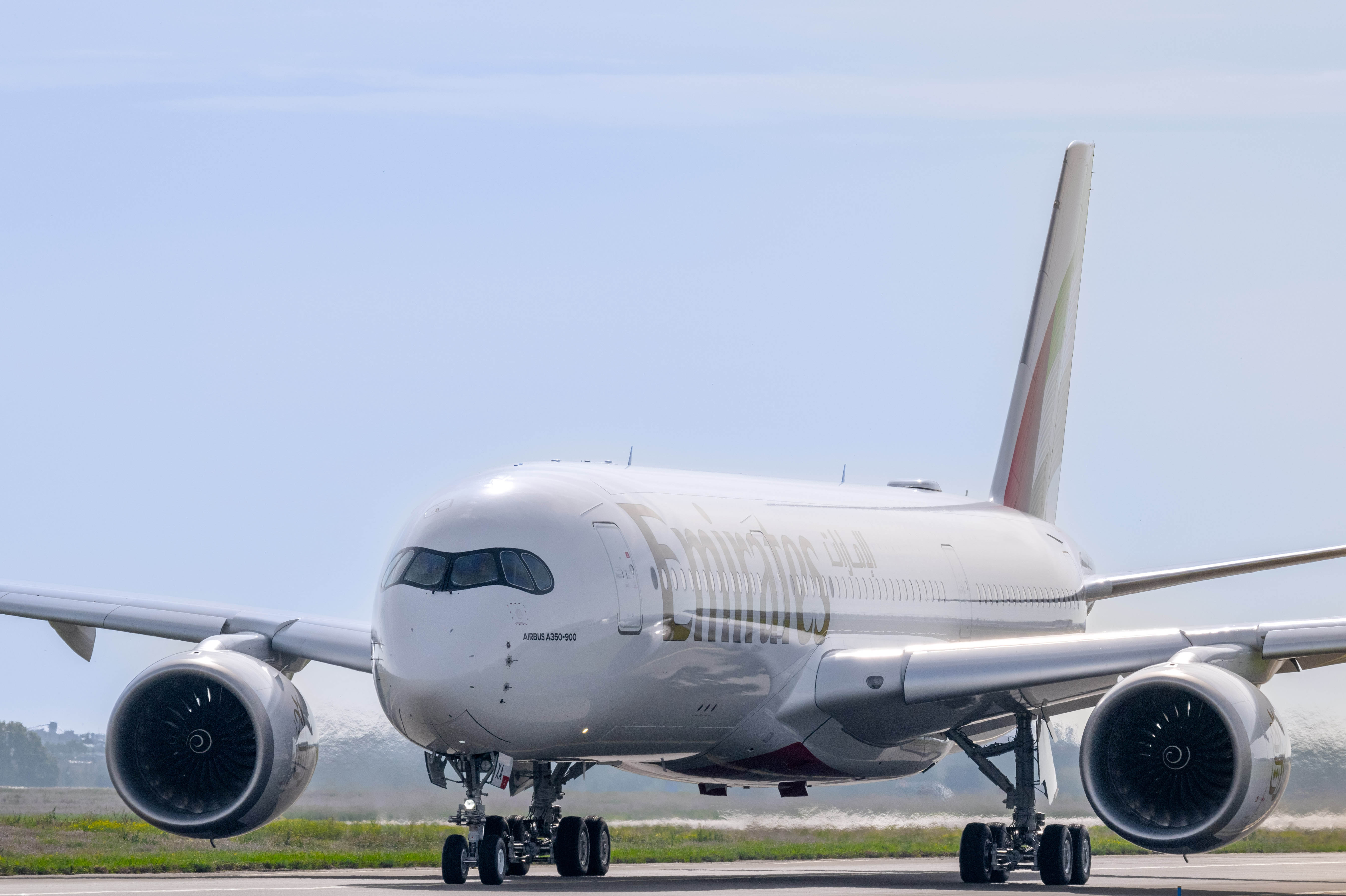 Emirates airline takes delivery of first Airbus A350 | The