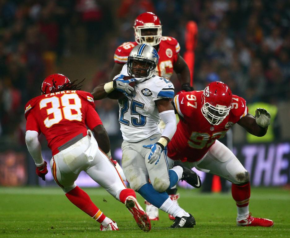 Alex Smith conducts Kansas City Chiefs' Wembley rout of Detroit Lions, NFL