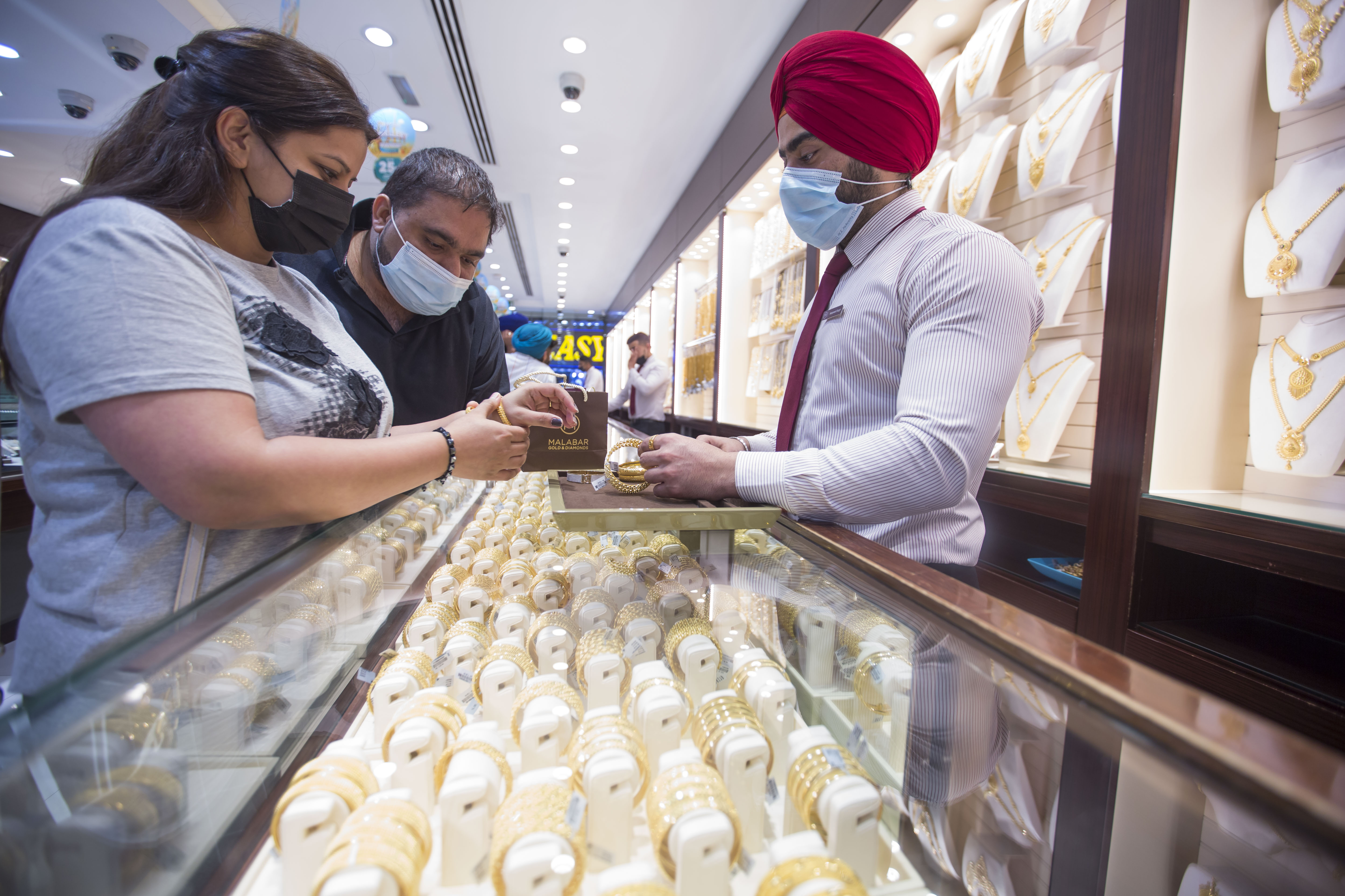 Top 142+ meena bazaar earrings best seven.edu.vn