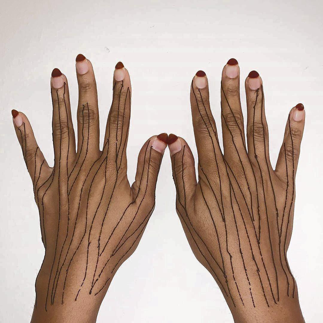 These mesmerising henna artists are modernising traditional body art |  Vogue India