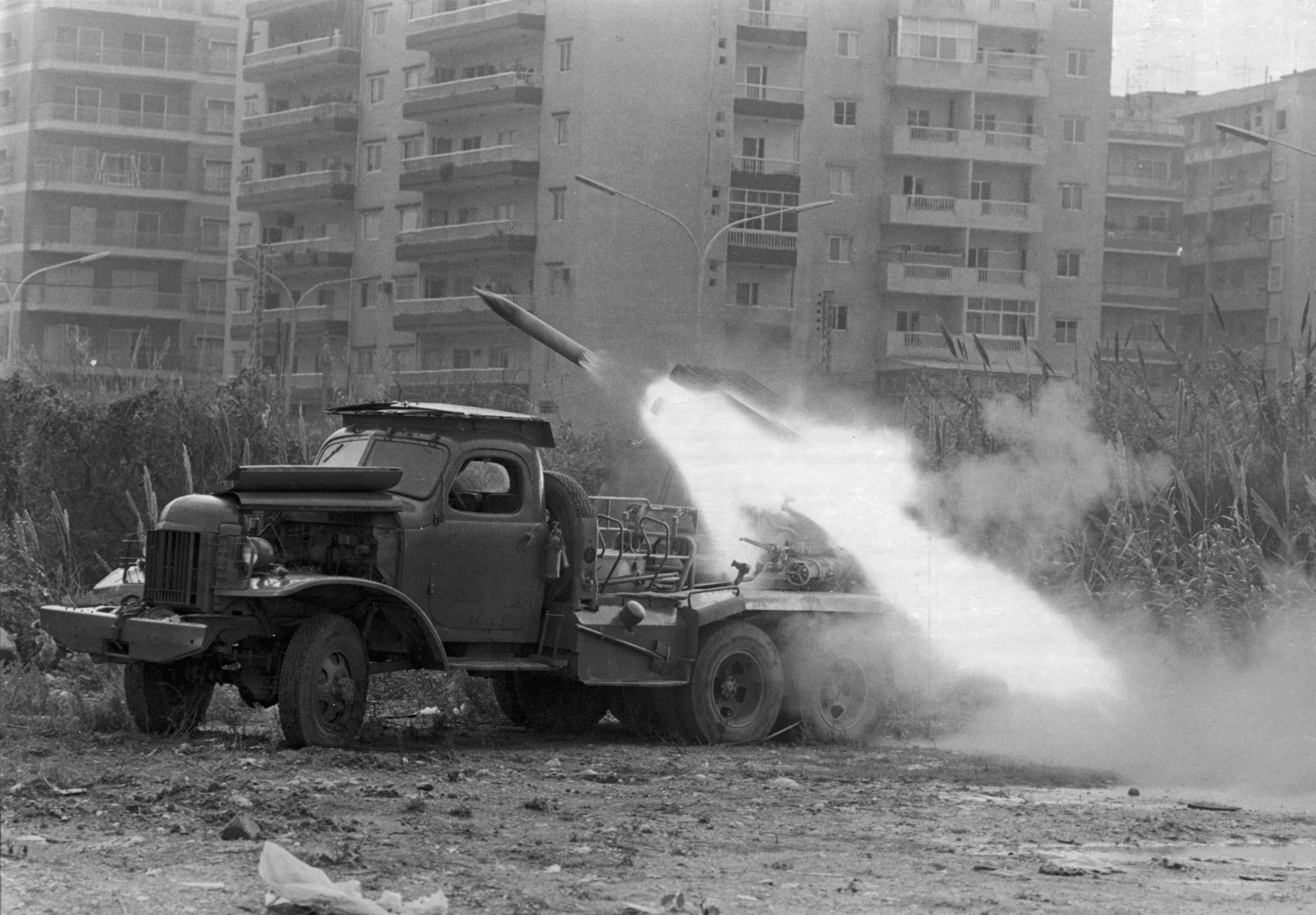 12 24 военное. БМ-24 реактивная система. РСЗО БМ-24. РСЗО БМ-24т. БМ-24 реактивная система залпового огня.