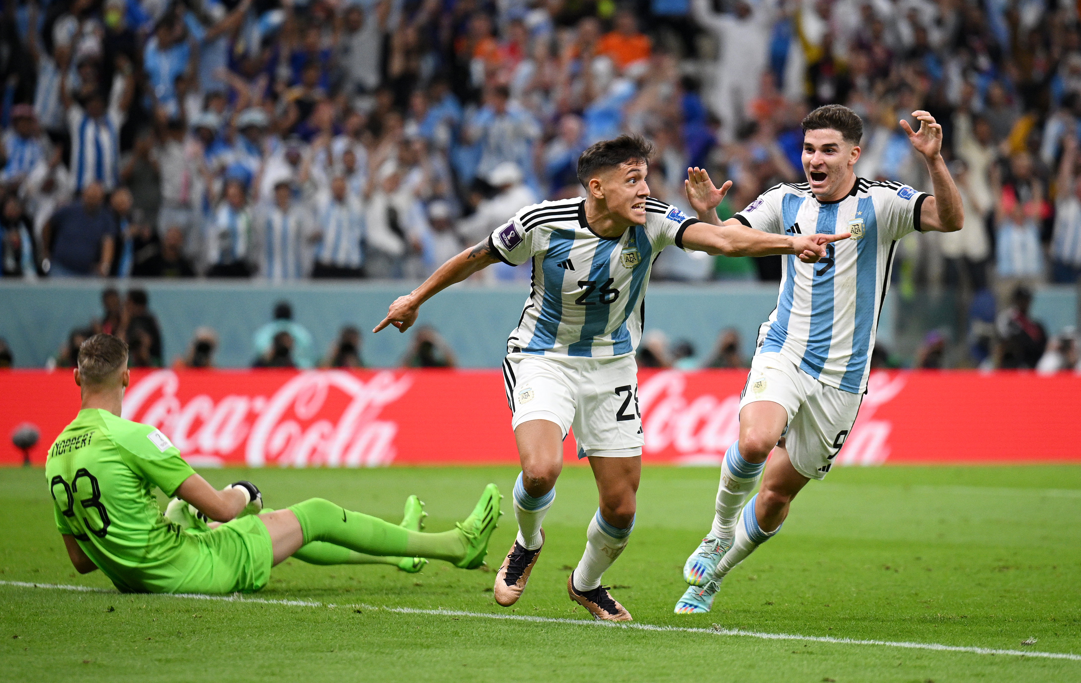 World Cup: Argentina and Lionel Messi beat Poland to advance – Orange  County Register