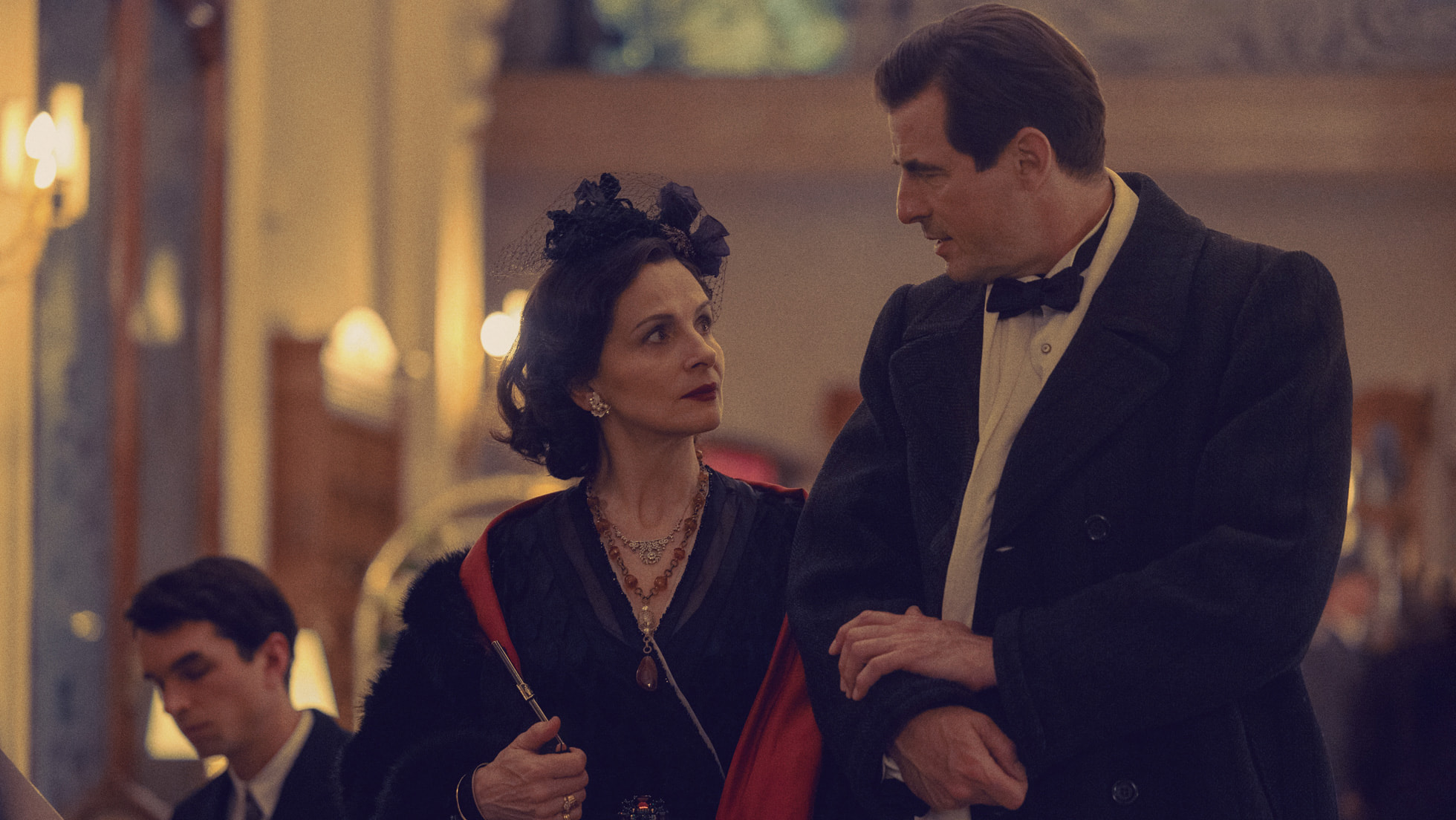 How Juliette Binoche Took On Portraying Coco Chanel in The New Look