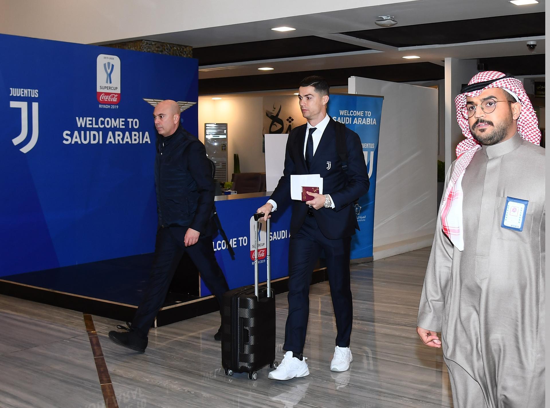 Cristiano Ronaldo drips in diamonds at Dubai sports conference