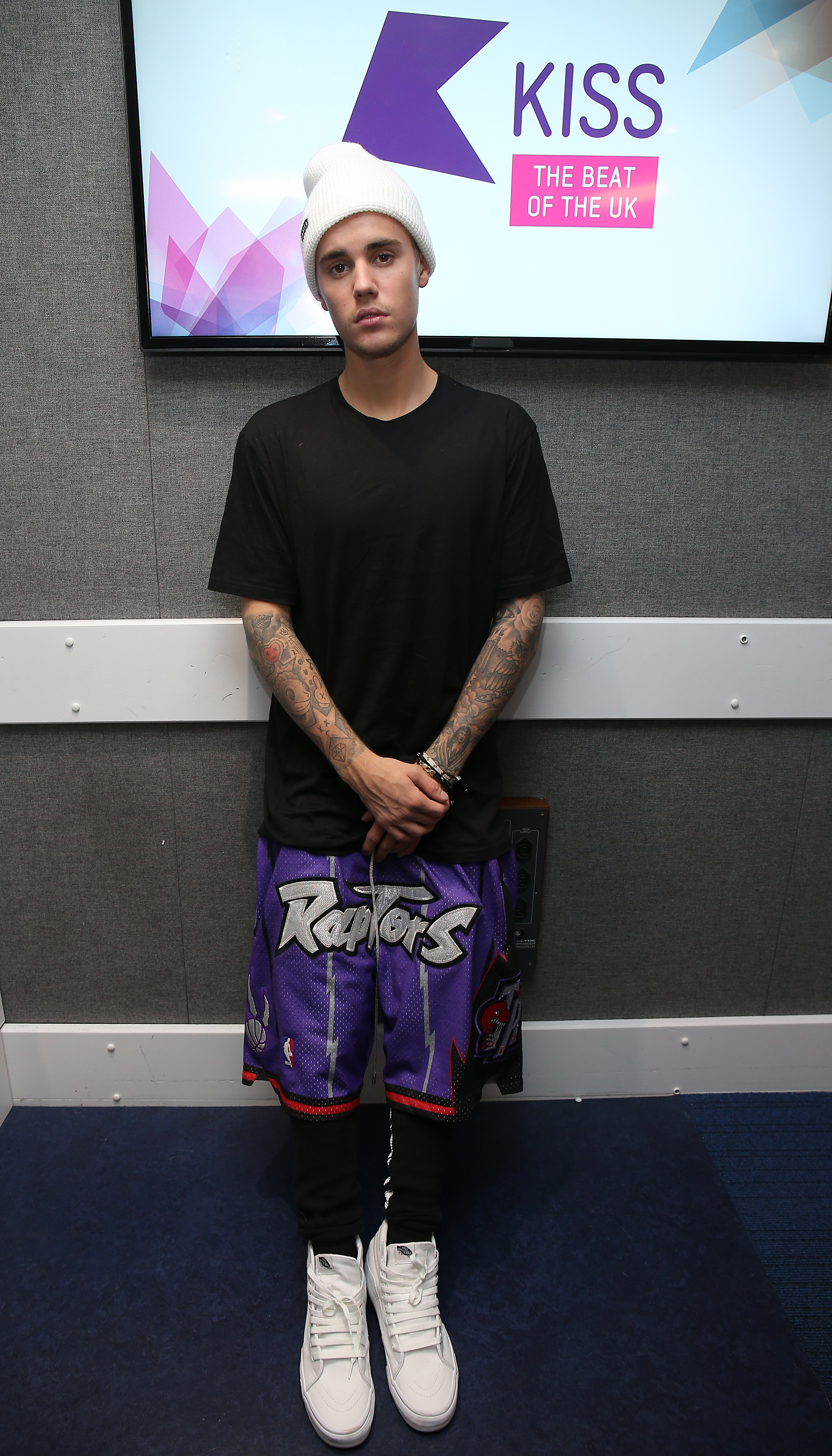 justin bieber  Justin bieber outfits, Basketball jersey outfit, Nba jersey  outfit