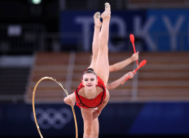 Russia continue golden streak in rhythmic gymnastics - Olympic News