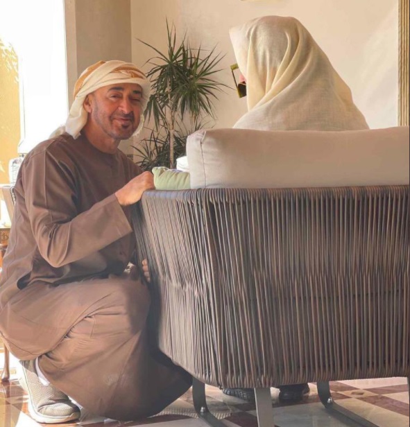 سمو الشيخ محمد بن زايد ووالدته سمو الشيخة فاطمة بنت مبارك 