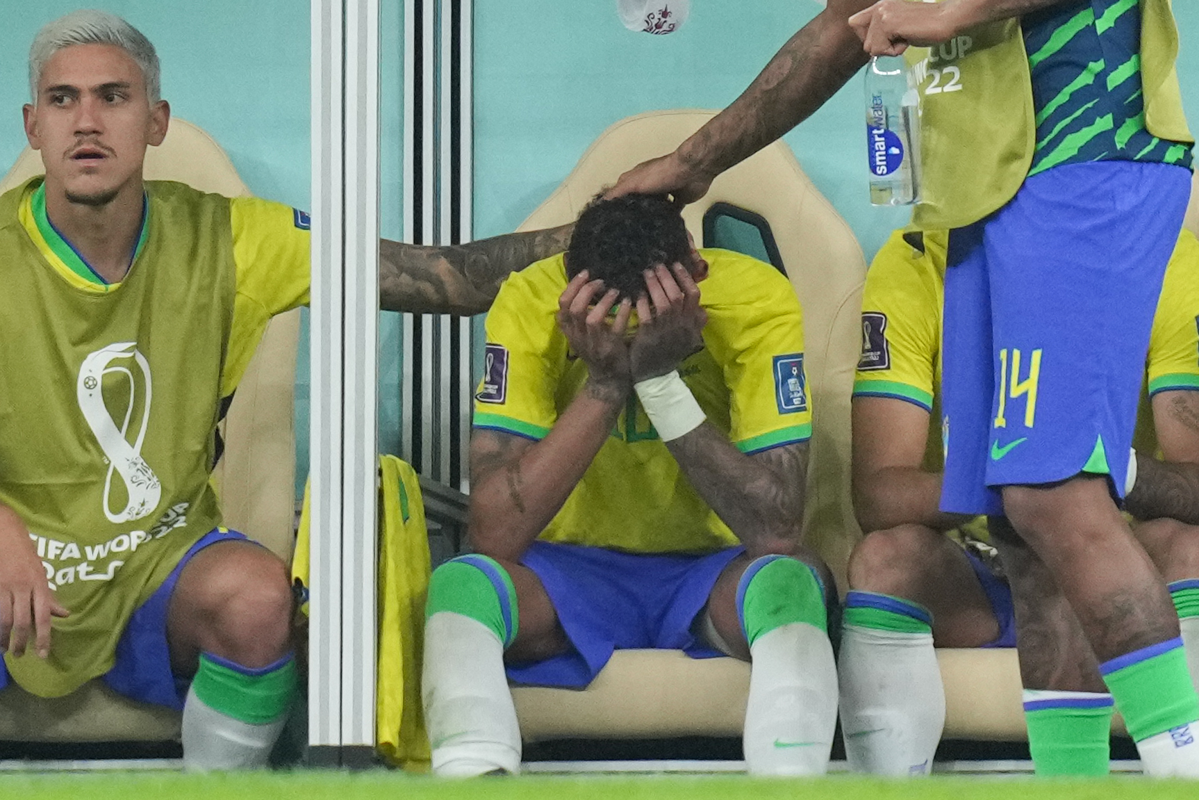 FIFA World Cup: Brazil confident Neymar will overcome ankle injury after  striker in tears during win vs Serbia - India Today