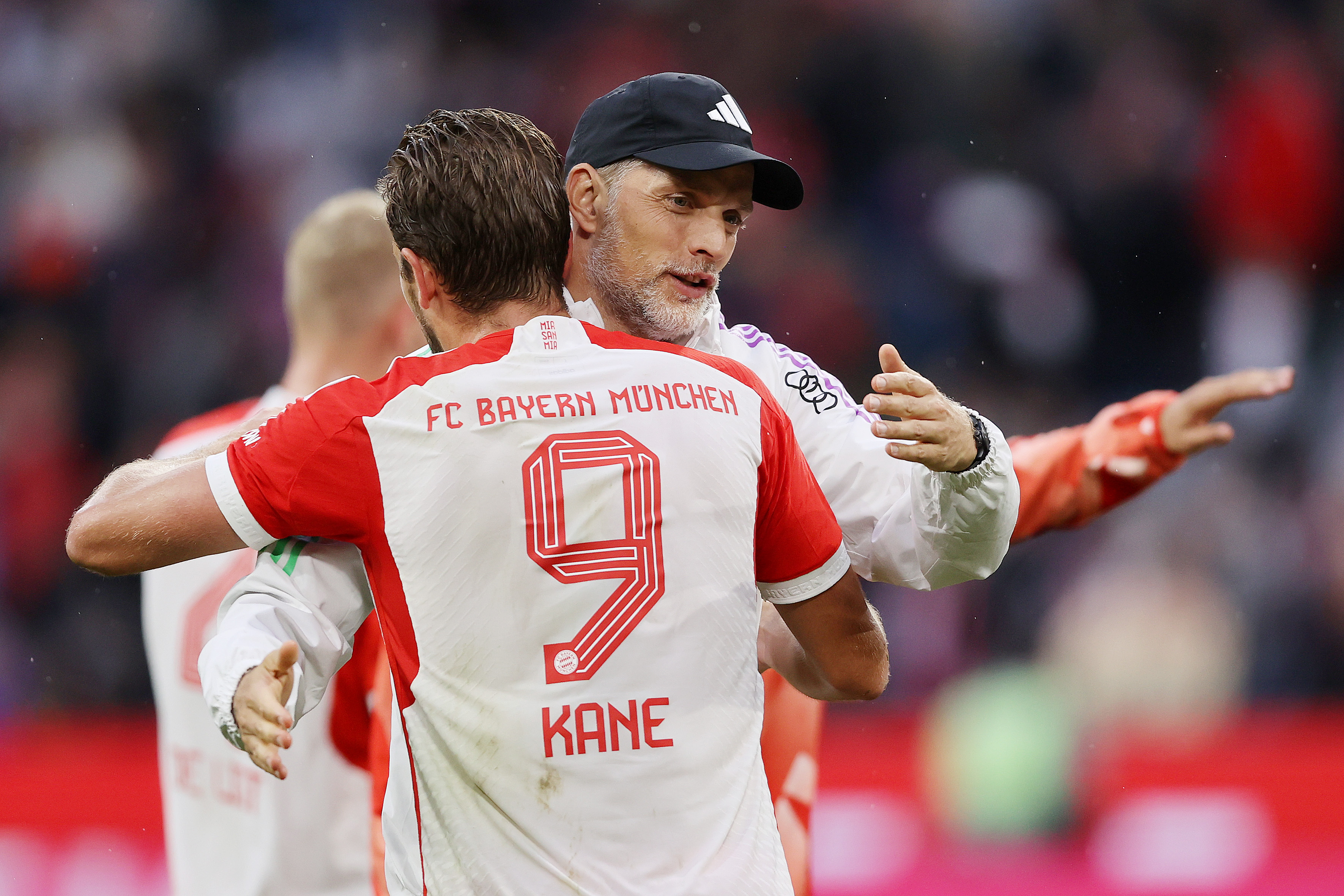 Bayern Munich 3-1 Augsburg: Harry Kane makes Allianz Arena debut in style  with a brace against Augsburg - Bundesliga