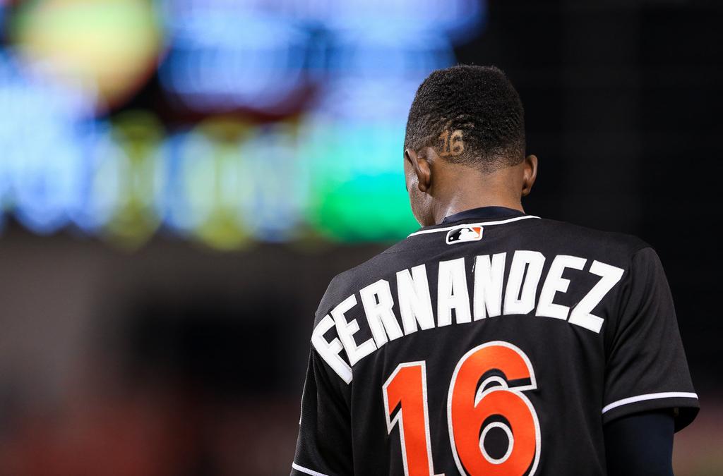 18 pictures of the Marlins' emotional tribute to Jose Fernandez