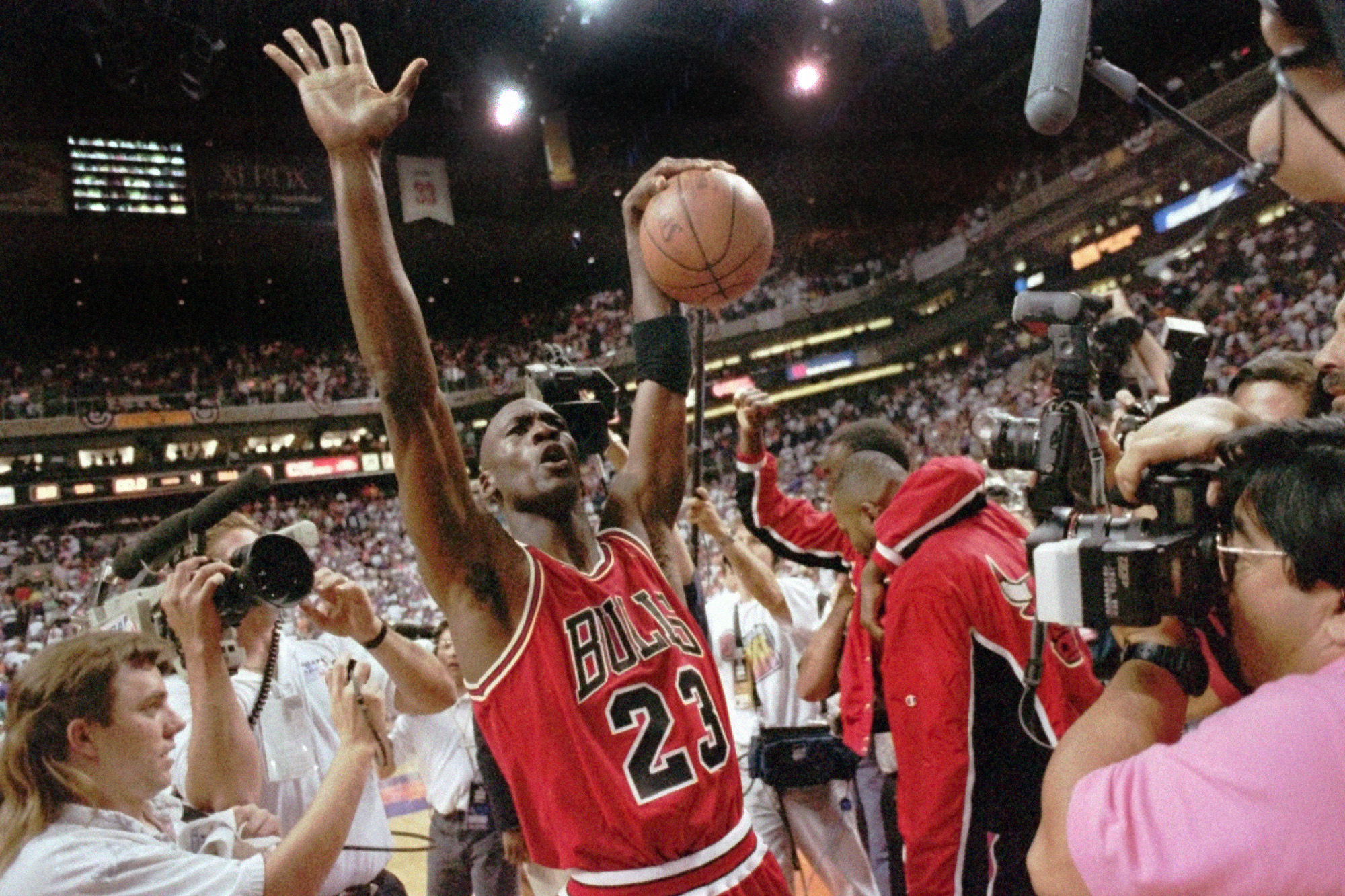 Michael Jordan's Last NBA Jersey Headed to Auction