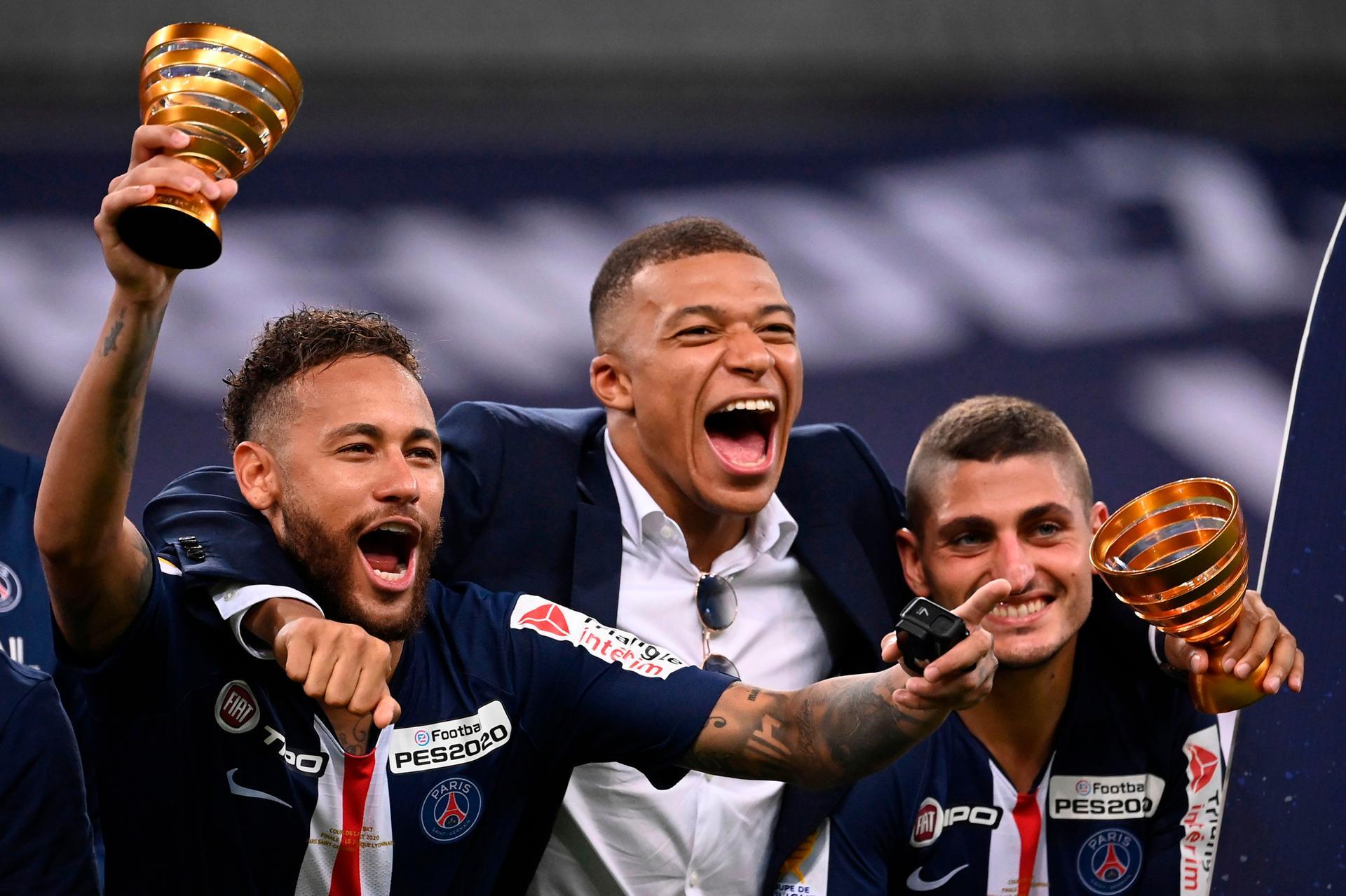 Neymar And Kylian Mbappe Lead Wild Celebrations As Psg Win French Treble After Penalty Drama In Pictures