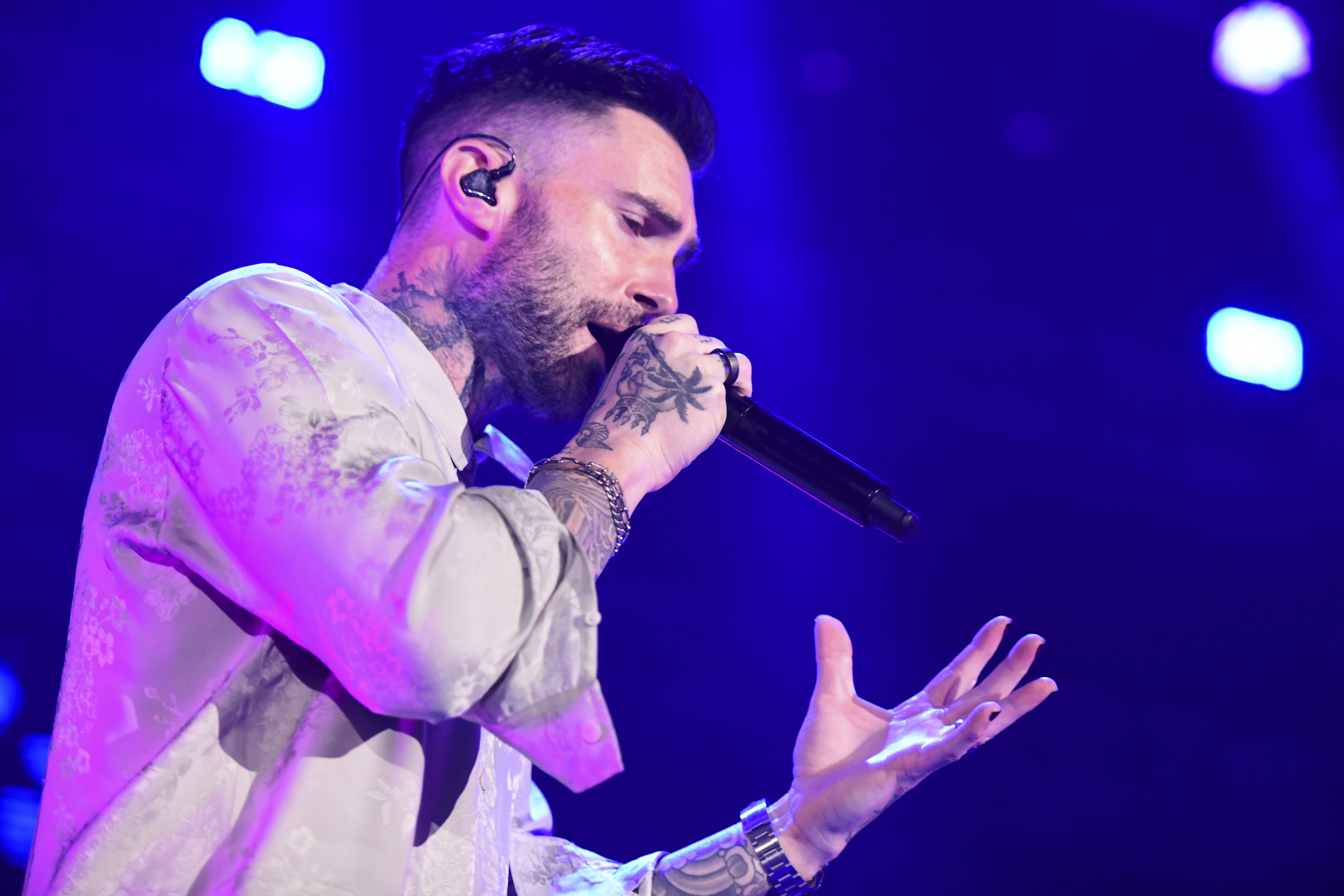 Maroon 5 to Headline 2019 Super Bowl: 5 Reasons to Be Excited - E