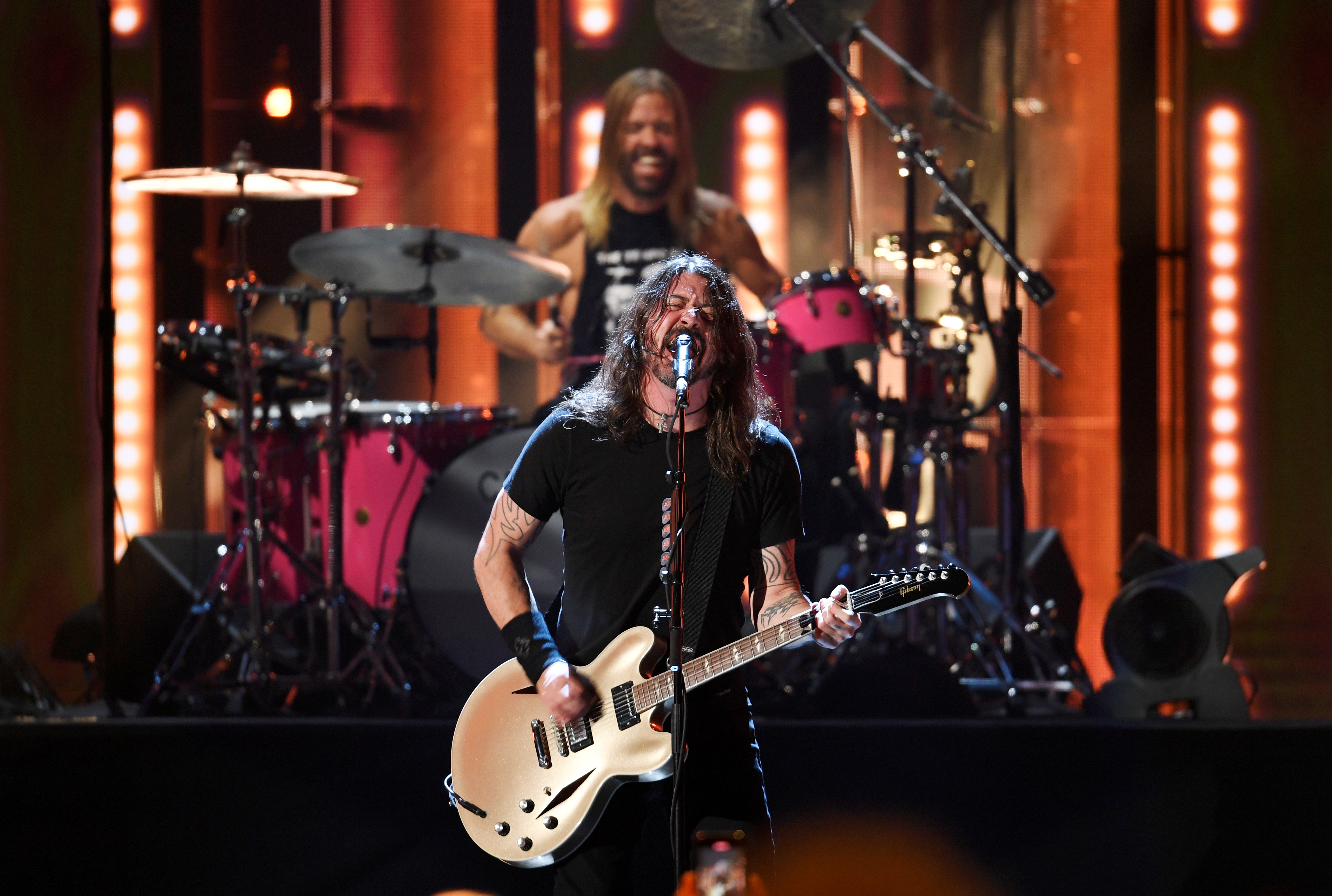 Foo Fighters to play first virtual reality concert after Super