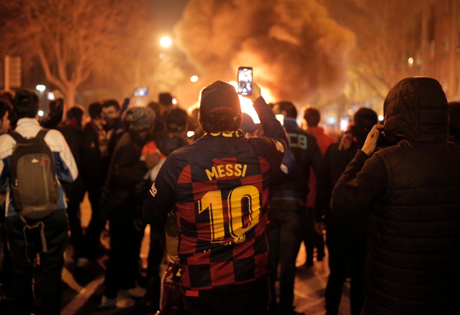 Barcelona and Real Madrid share spoils in goalless 'Clasico' marked by  Catalan protests