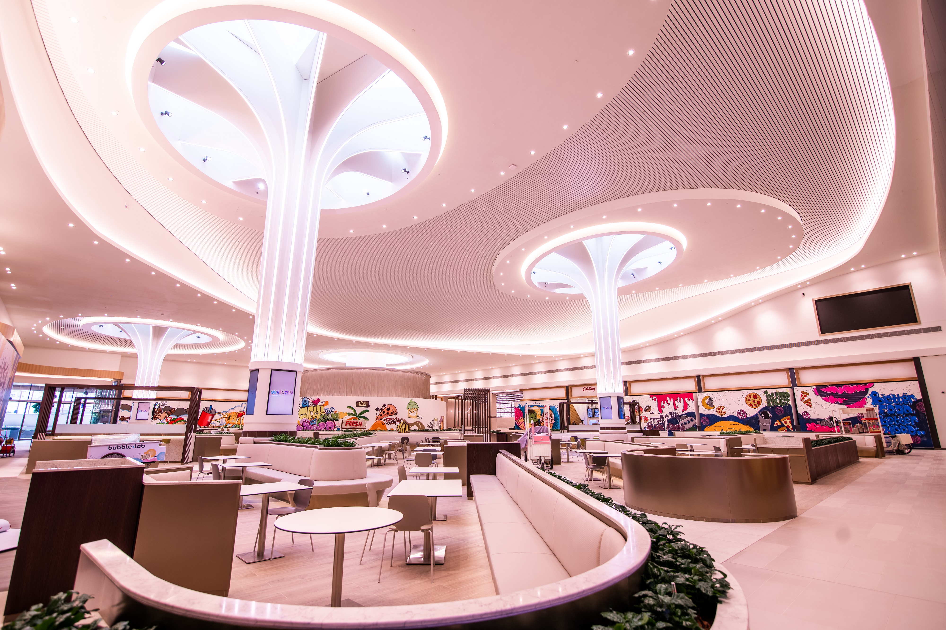 Primer vistazo: dentro del recién inaugurado Mall of Omán en Mascate