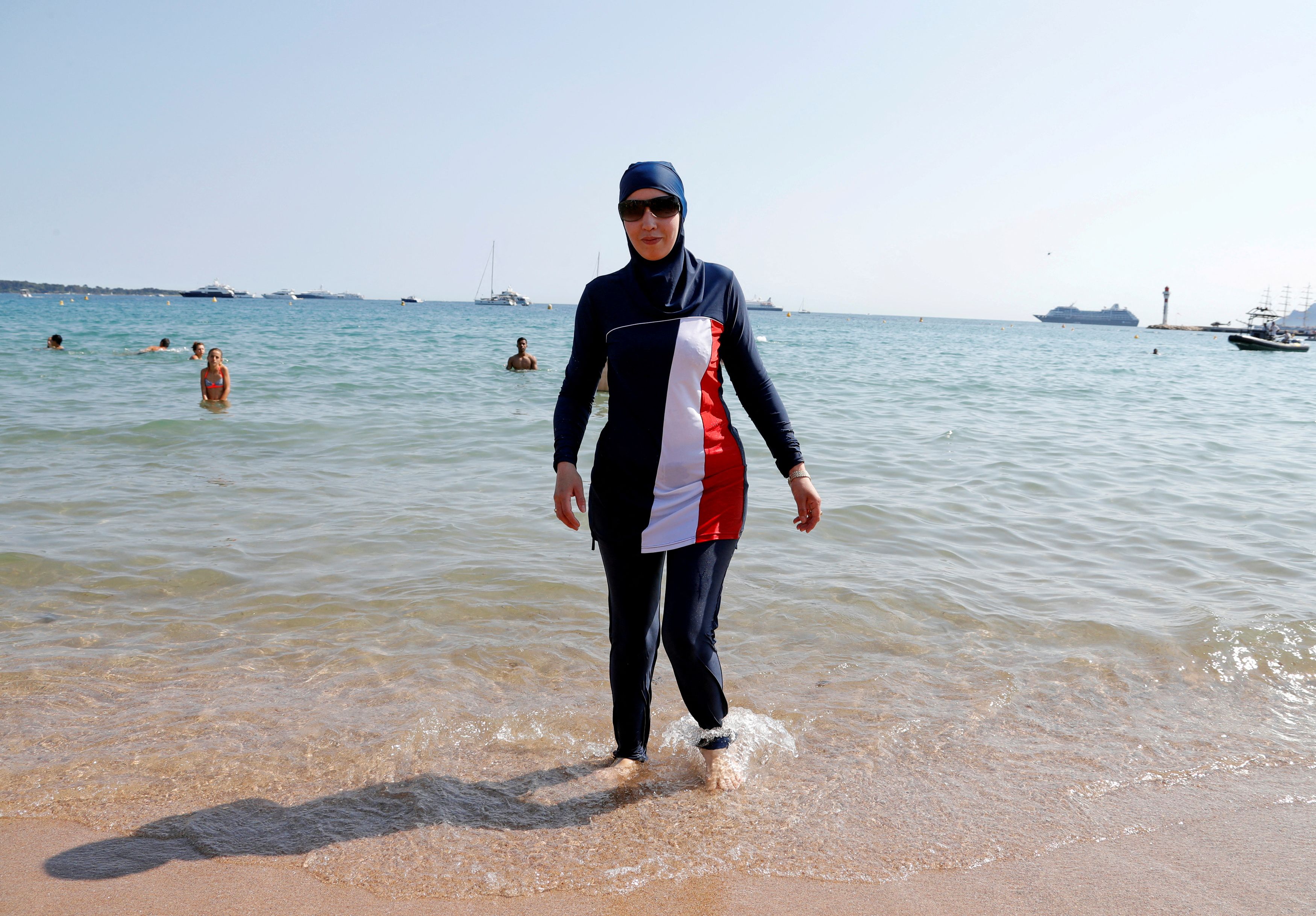 pizarra partes invención France's burkini ban affects all women – not just Muslims