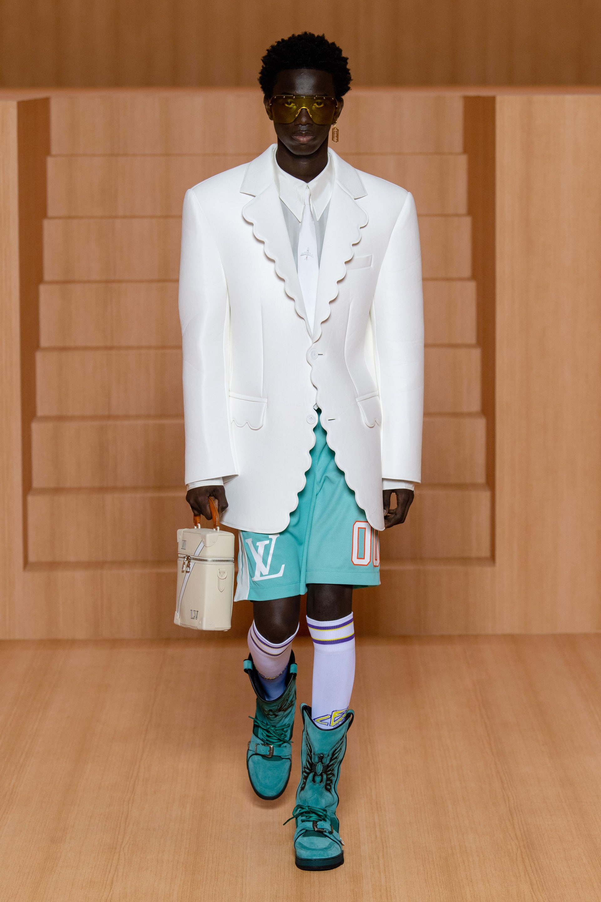 Virgil Abloh Remembered at Louis Vuitton's Miami Fashion Show – WWD