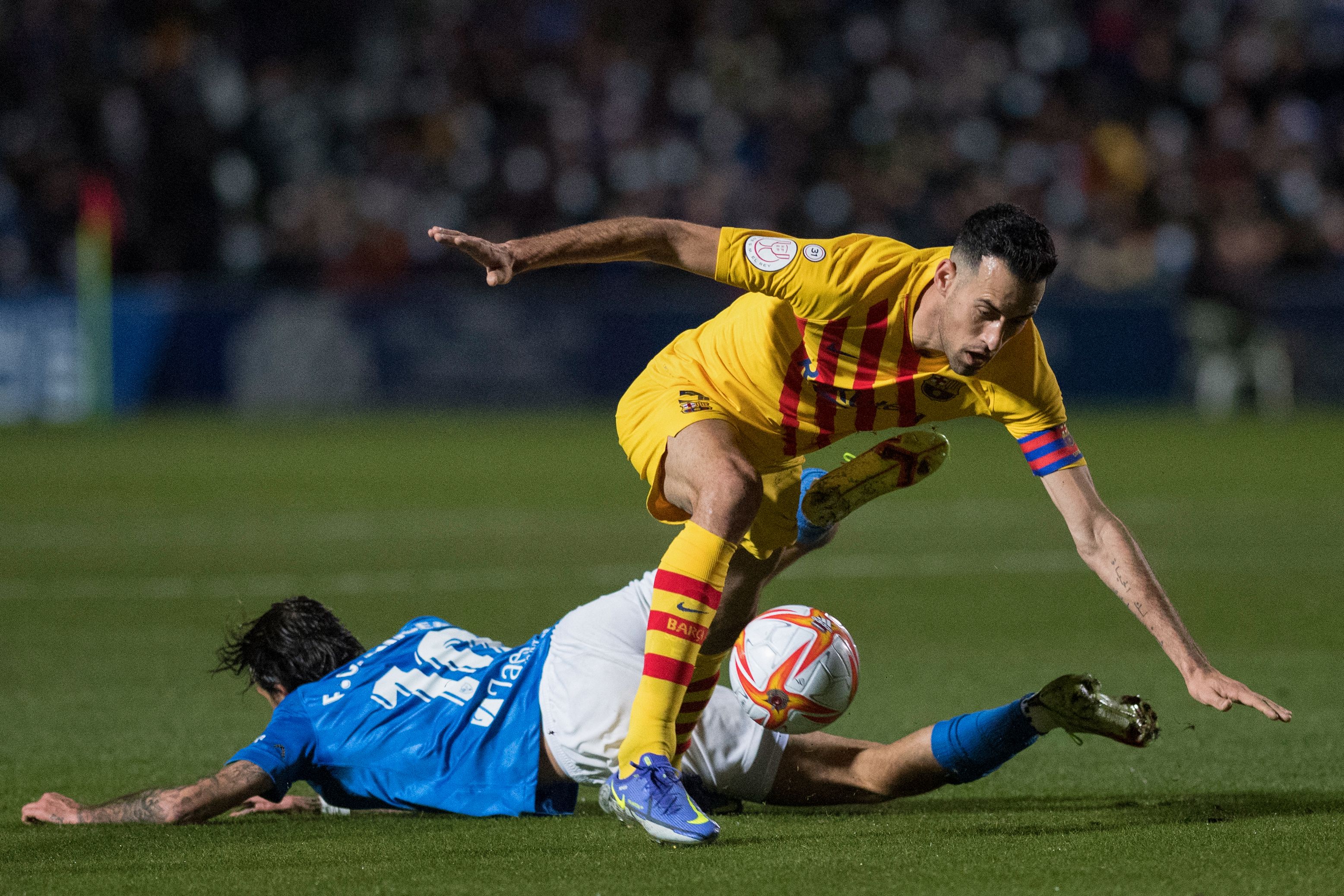 Visca barca visca catalunya. Барселона Линарес. Дани Алвес Барселона 2021. Педро Линареса.. Барселона матчи.