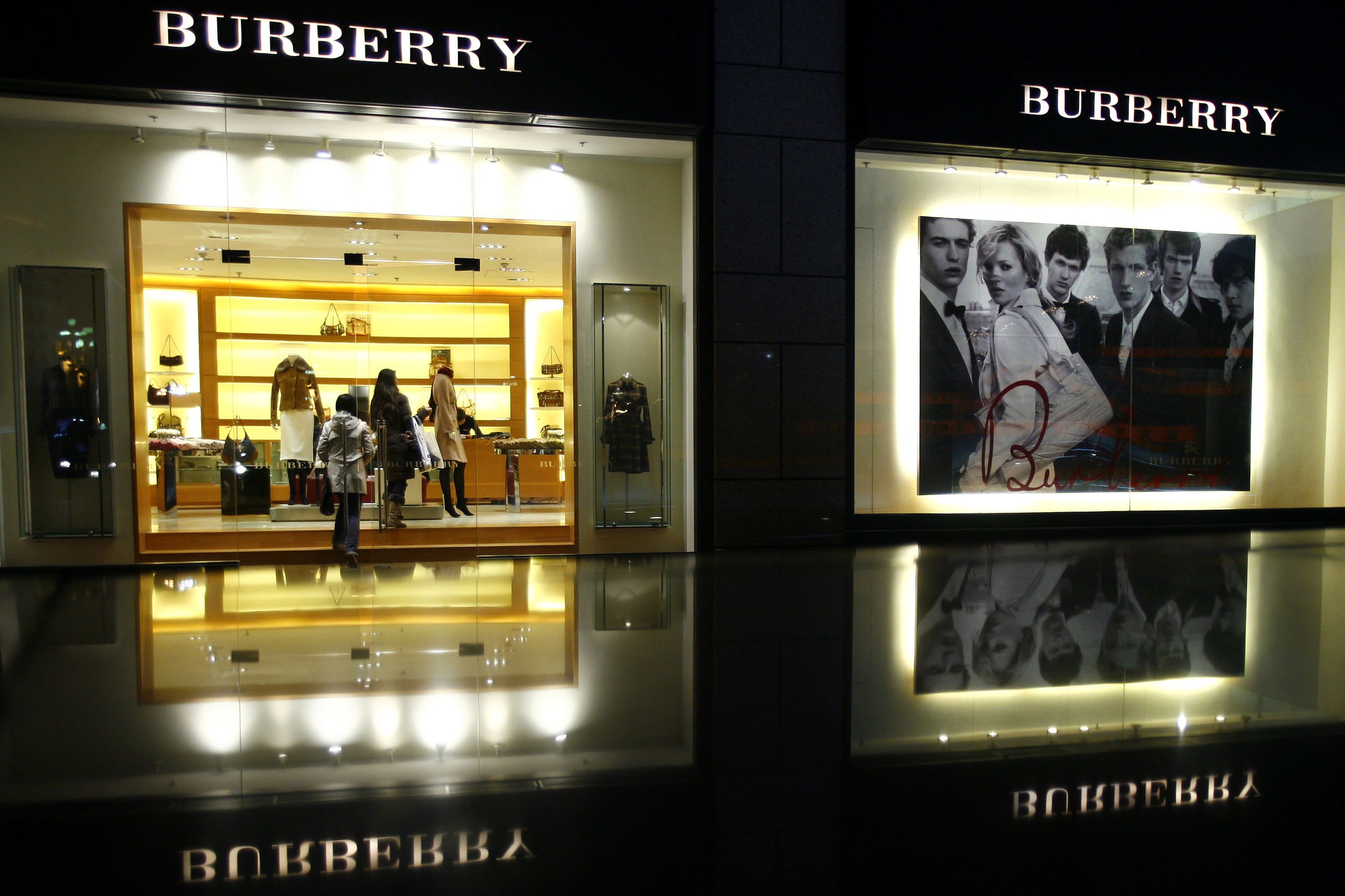 Burberry store lenox mall best sale