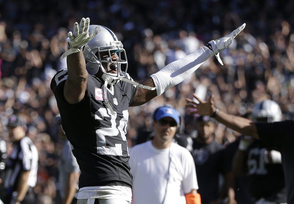 Raiders' Charles Woodson still going strong at age 39