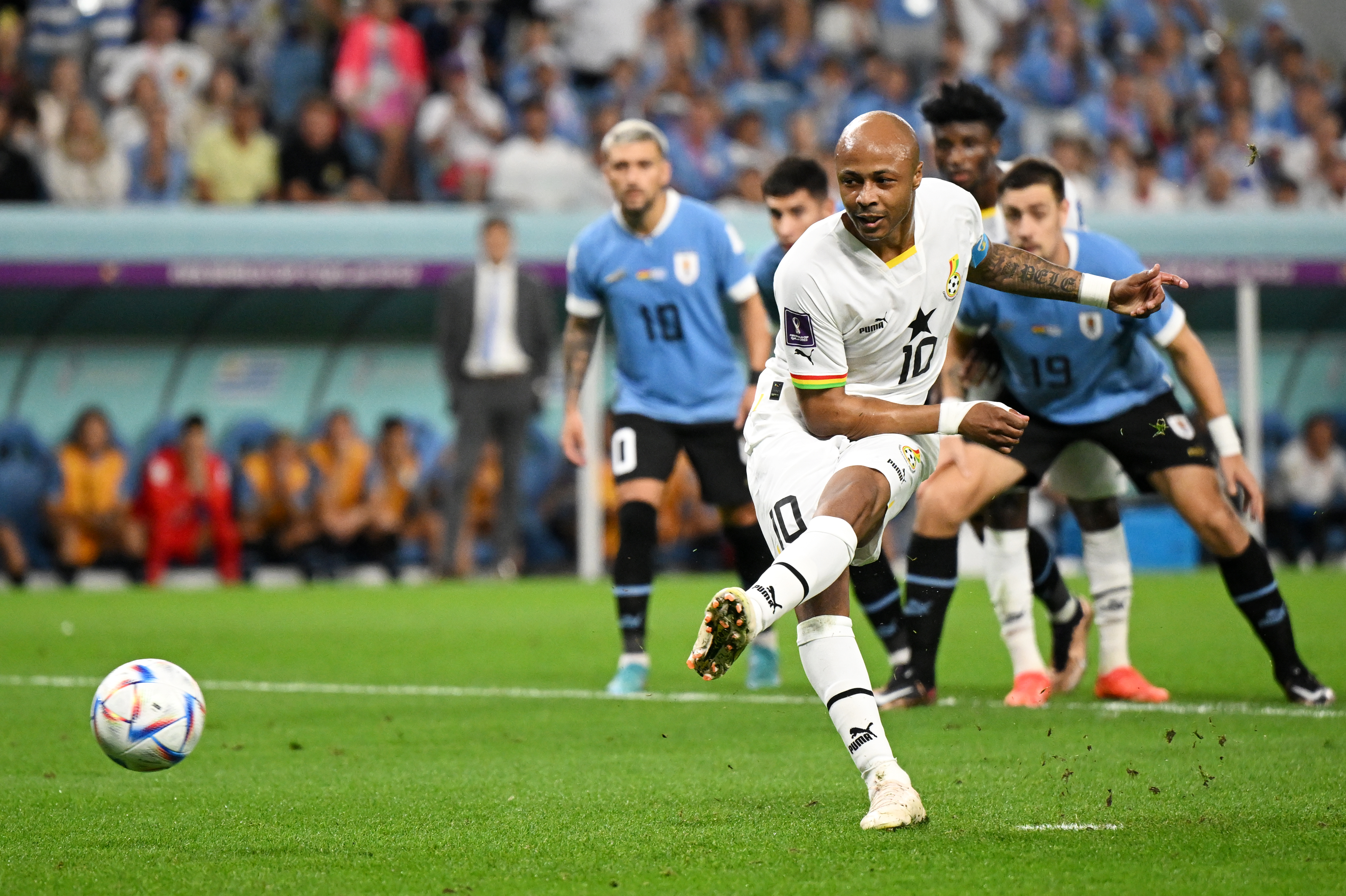 Uruguay 1-0 Saudi Arabia: Luis Suarez winner seals World Cup last-16 spot, Football News