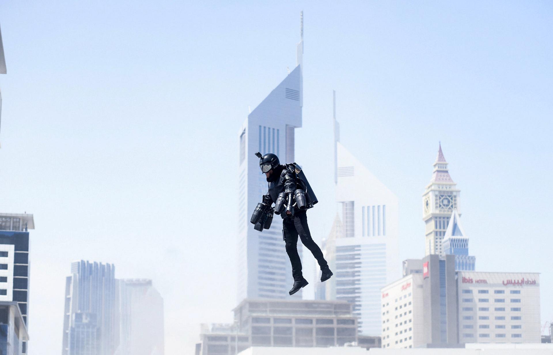 Dubai to use world's first personal jetpack to fight fires on high-rise  buildings