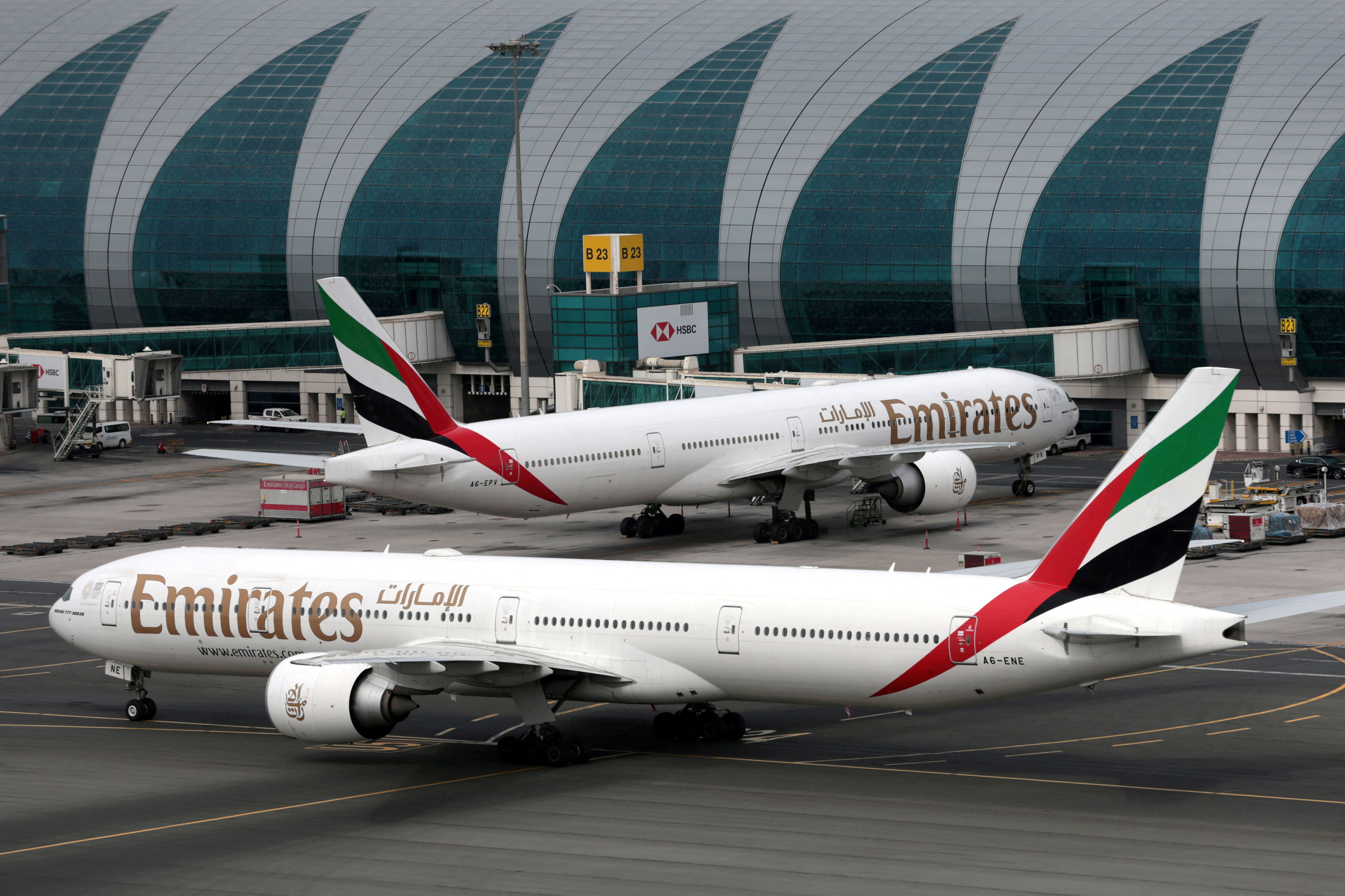 Emirates heads to UK to recruit pilots – here's the salary on offer