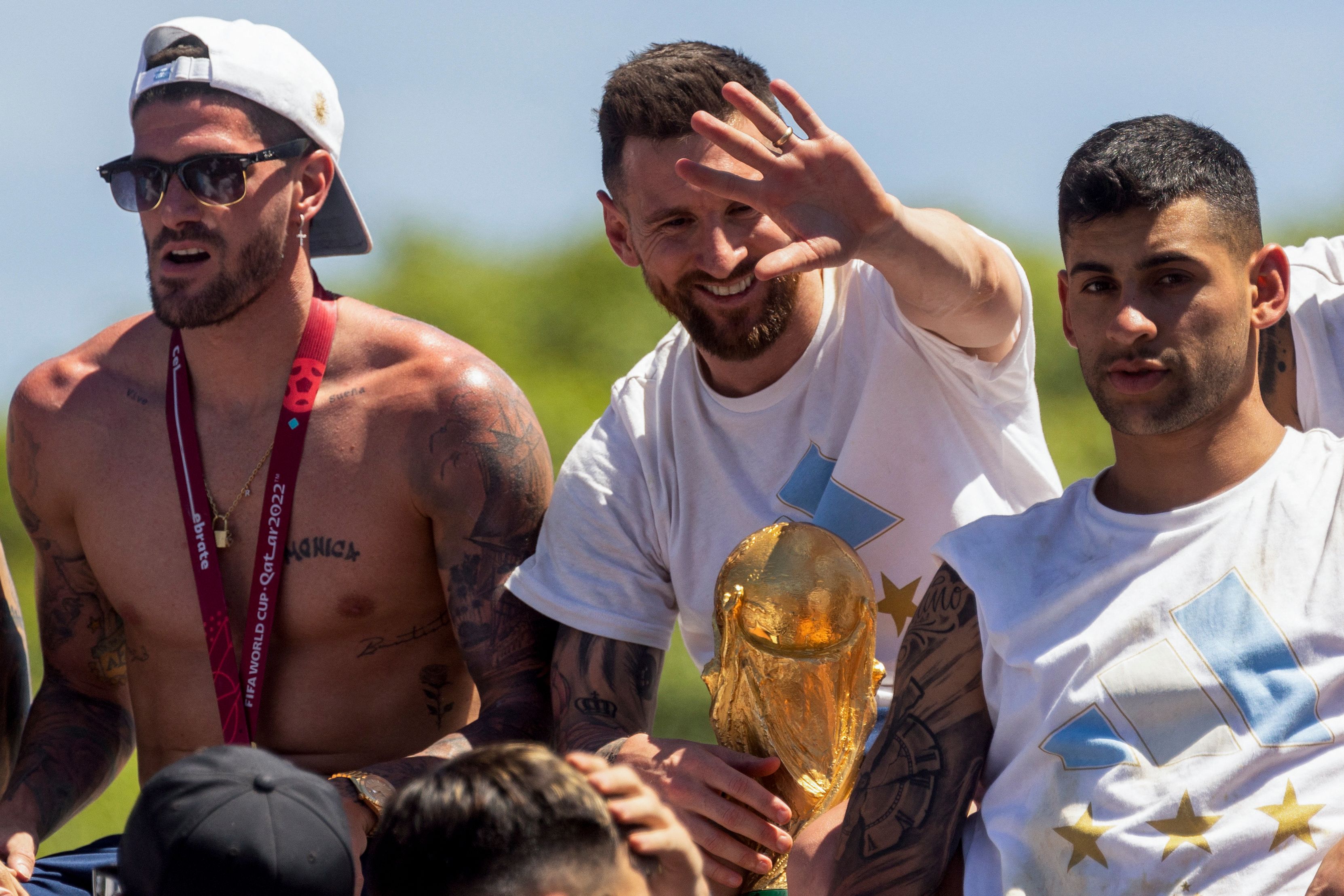 World Cup: Lionel Messi and Argentina see bus parade ABANDONED due to  safety fears