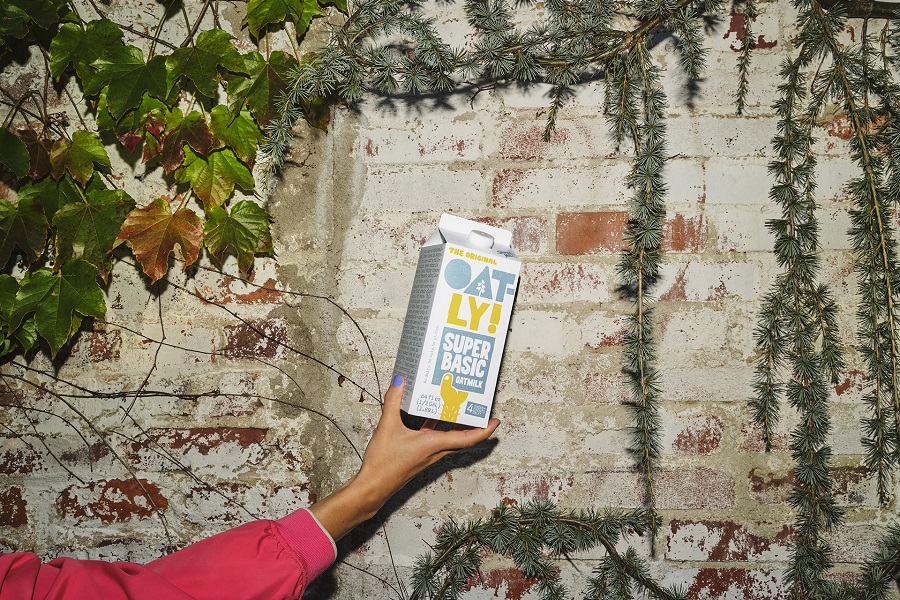 Milkadamia's Artisan plant-based milks launch in refrigerated set