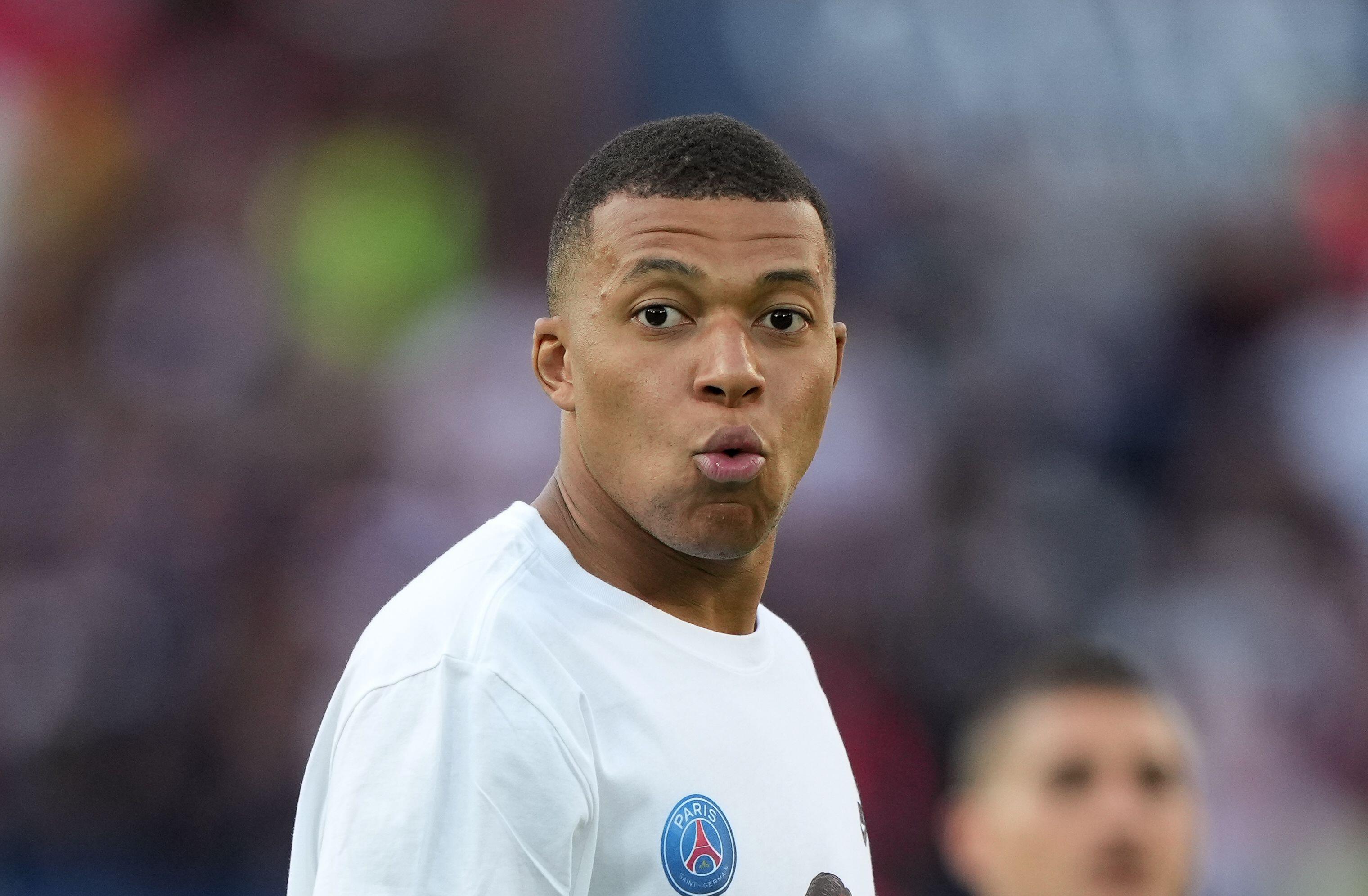 Kylian Mbappe informs PSG he will not extend contract: Media