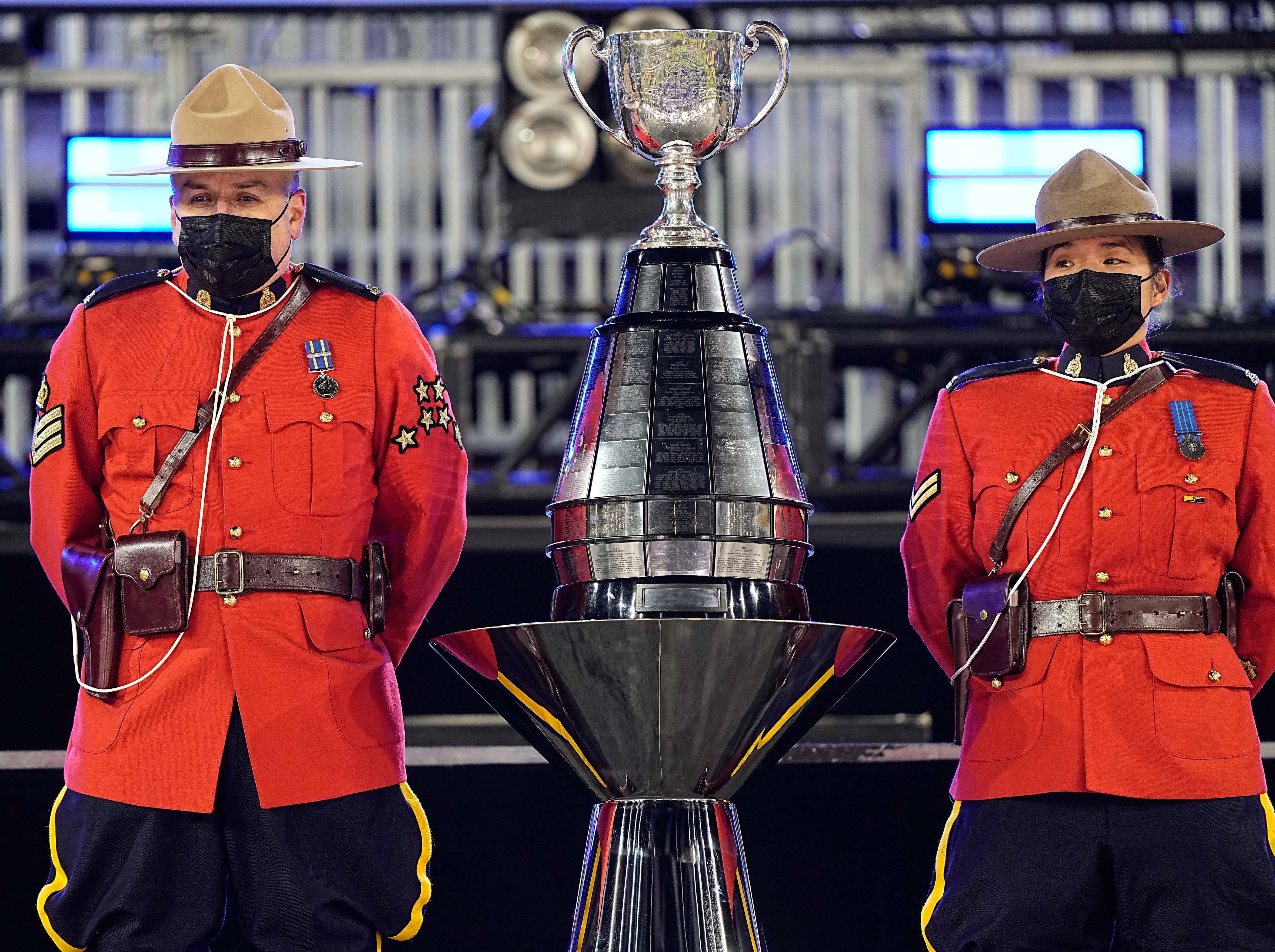 109th Grey Cup: Argonauts vs. Blue Bombers odds, picks and predictions