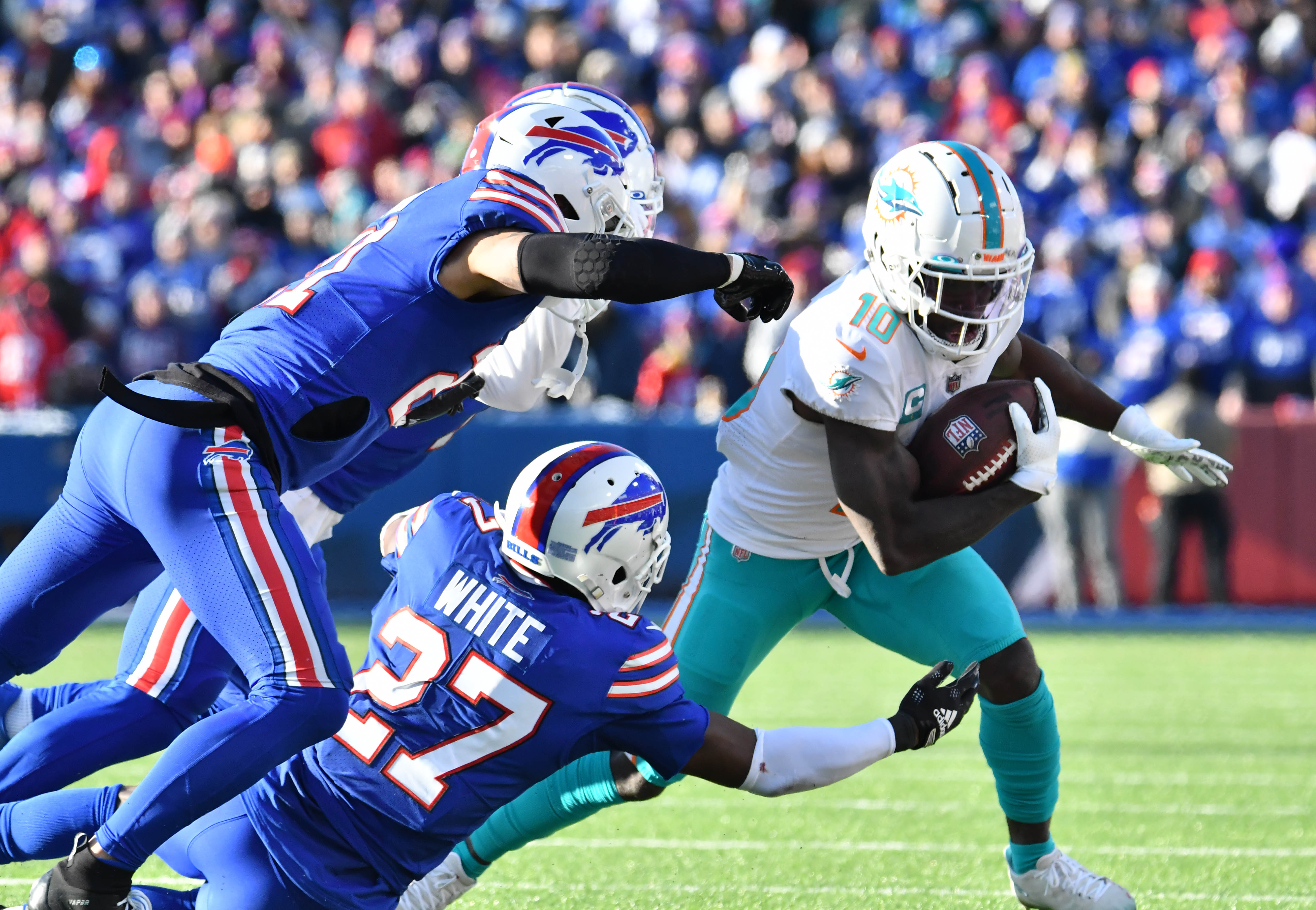 Miami Dolphins at Buffalo Bills: Game predictions, picks, odds