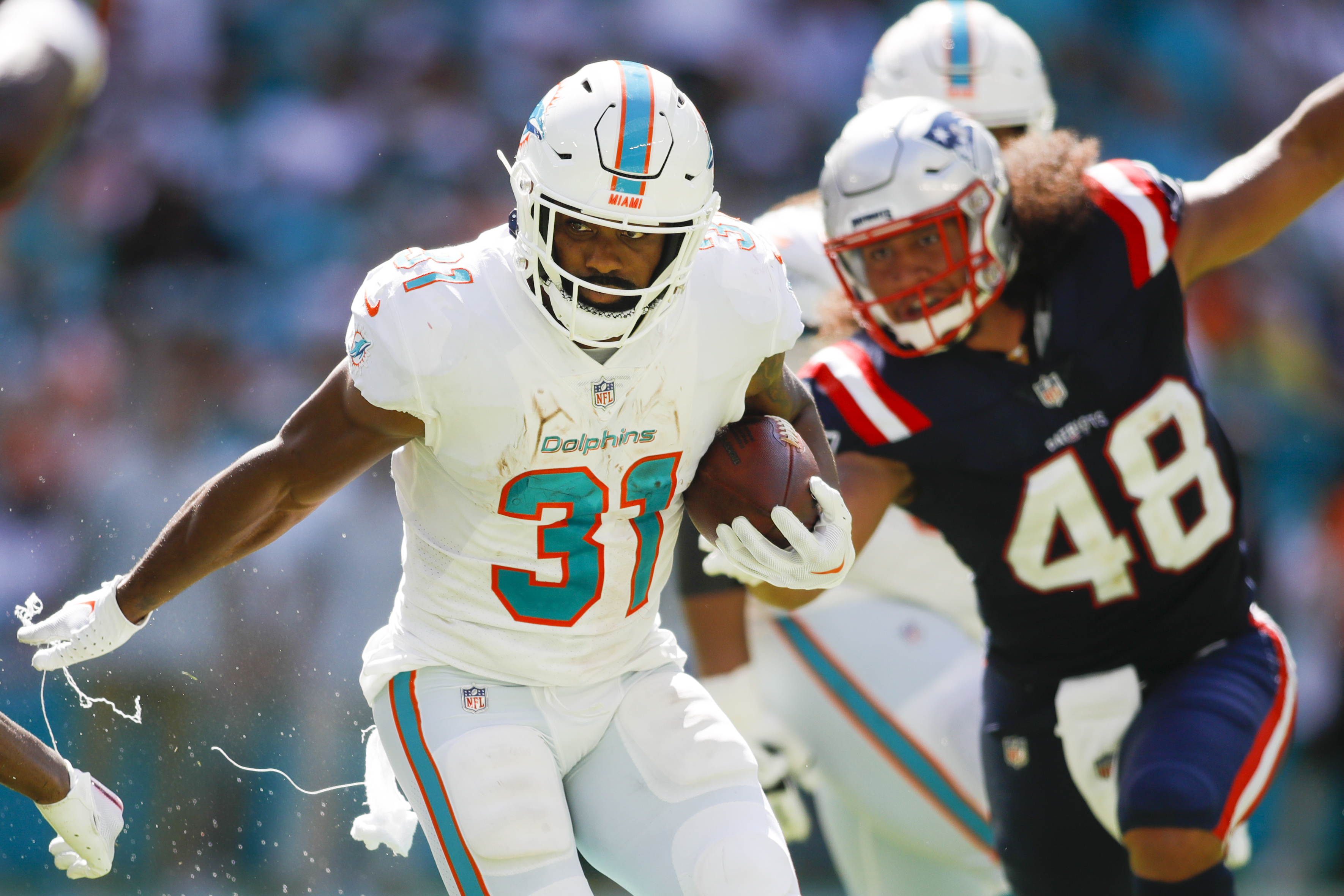 Miami Dolphins Injury Report: Terron Armstead, Jaelan Phillips  Questionable, Raheem Mostert Ready to Roll for Week