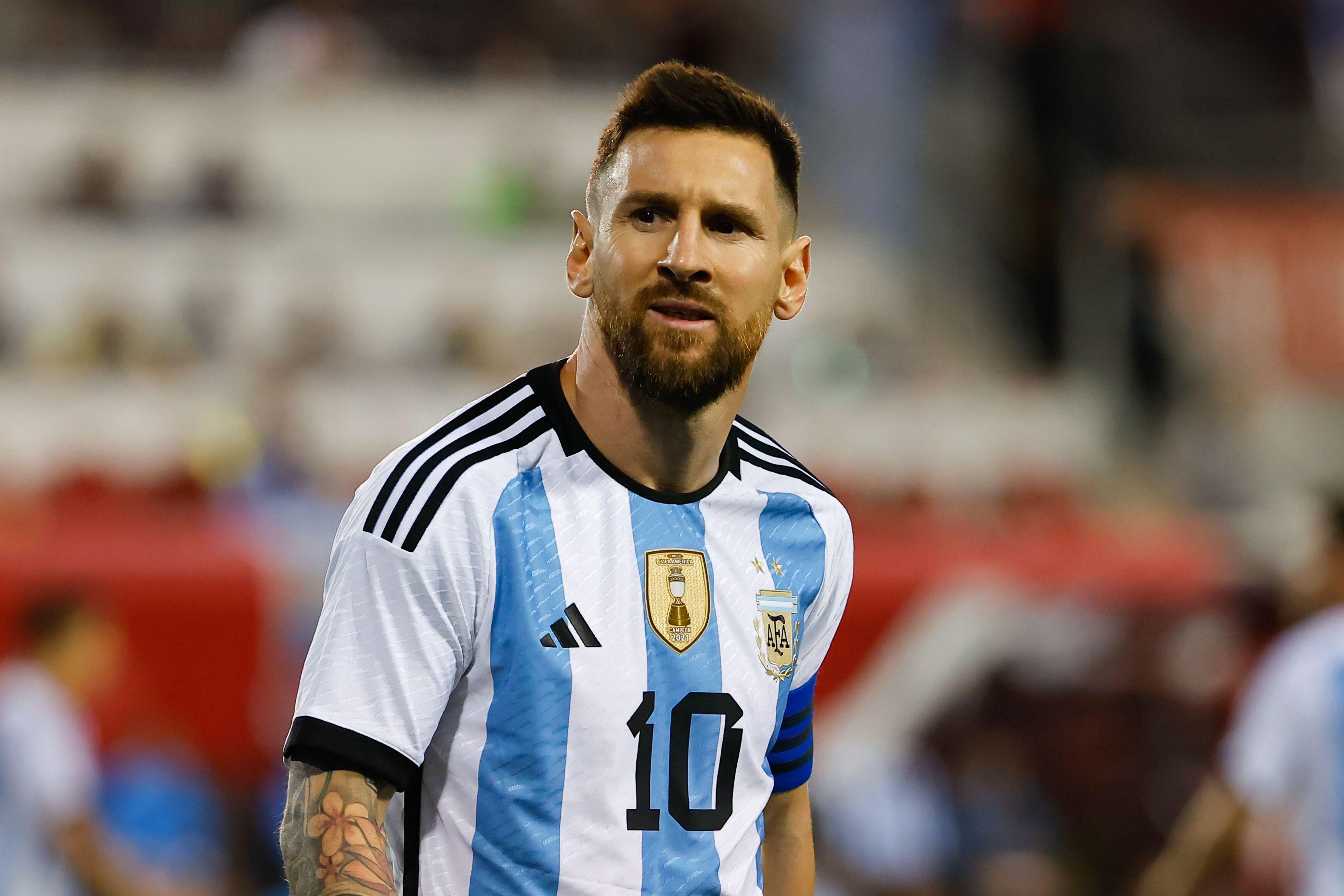 Messi scores as Argentina routs UAE 5-0 in World Cup warmup